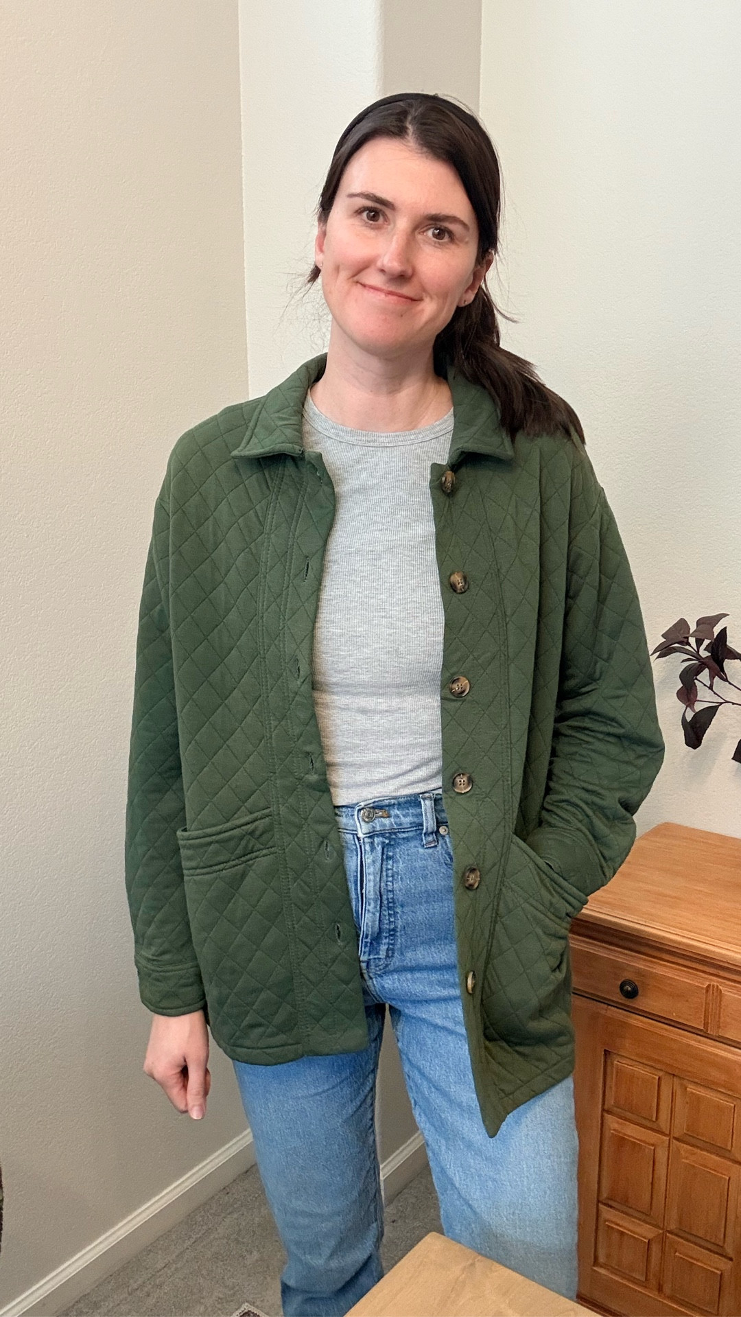 Beautiful quilted sweater jacket. Wearing a medium. Runs TTSS

#LTKootd #LTKOver40 #LTKTall