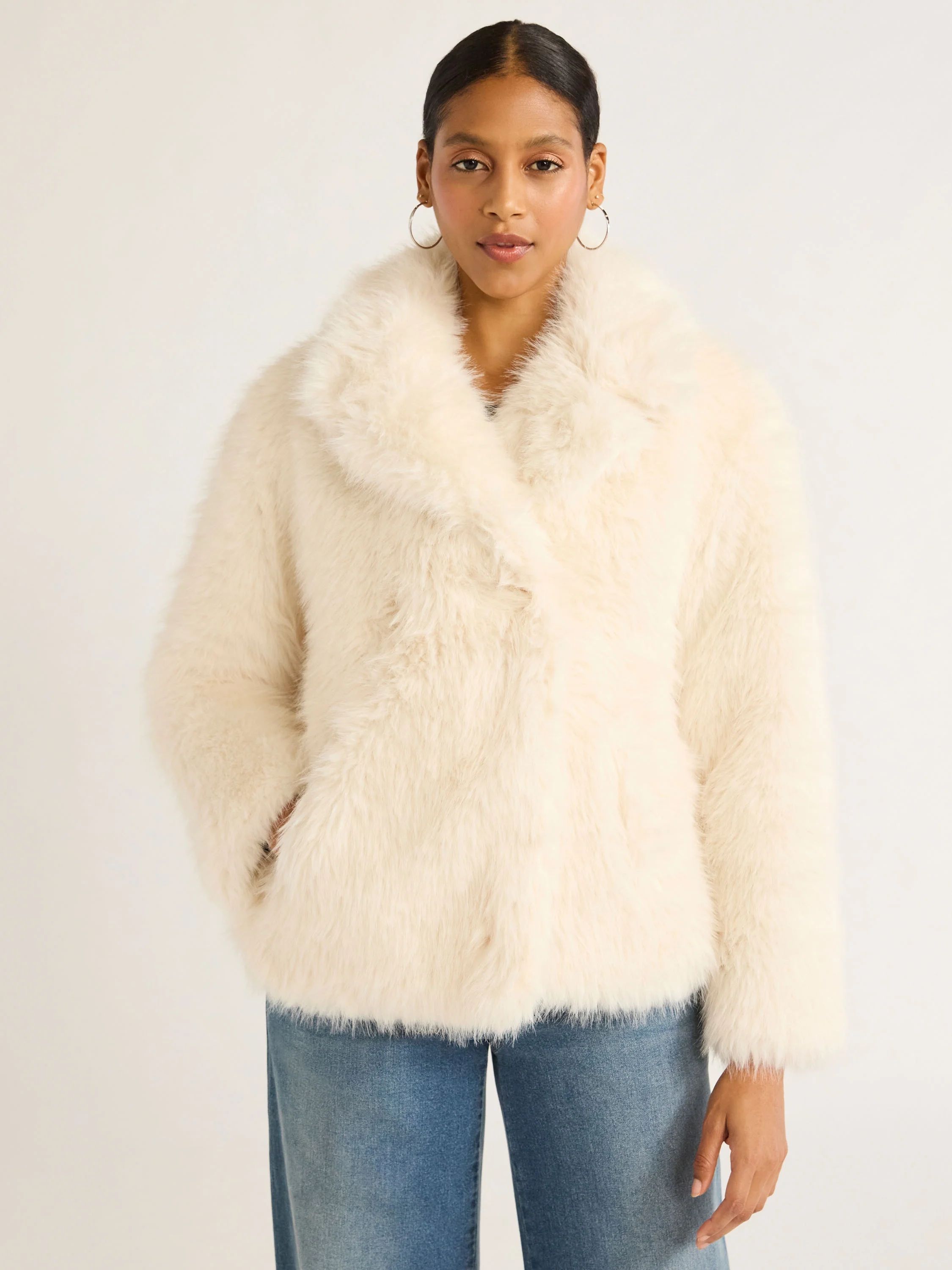 Scoop Women's Oversized Faux Fur Jacket, Sizes XS-XXL | Walmart (US)