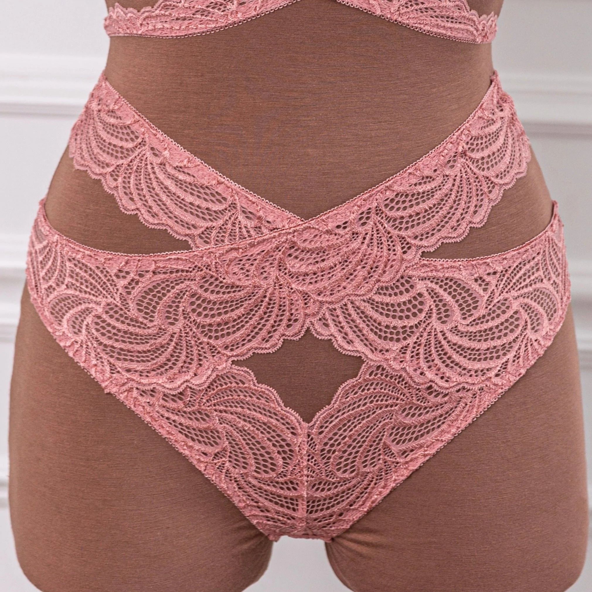 Strappy Wrap High Waist Panty - Dusty Rose | Mentionables