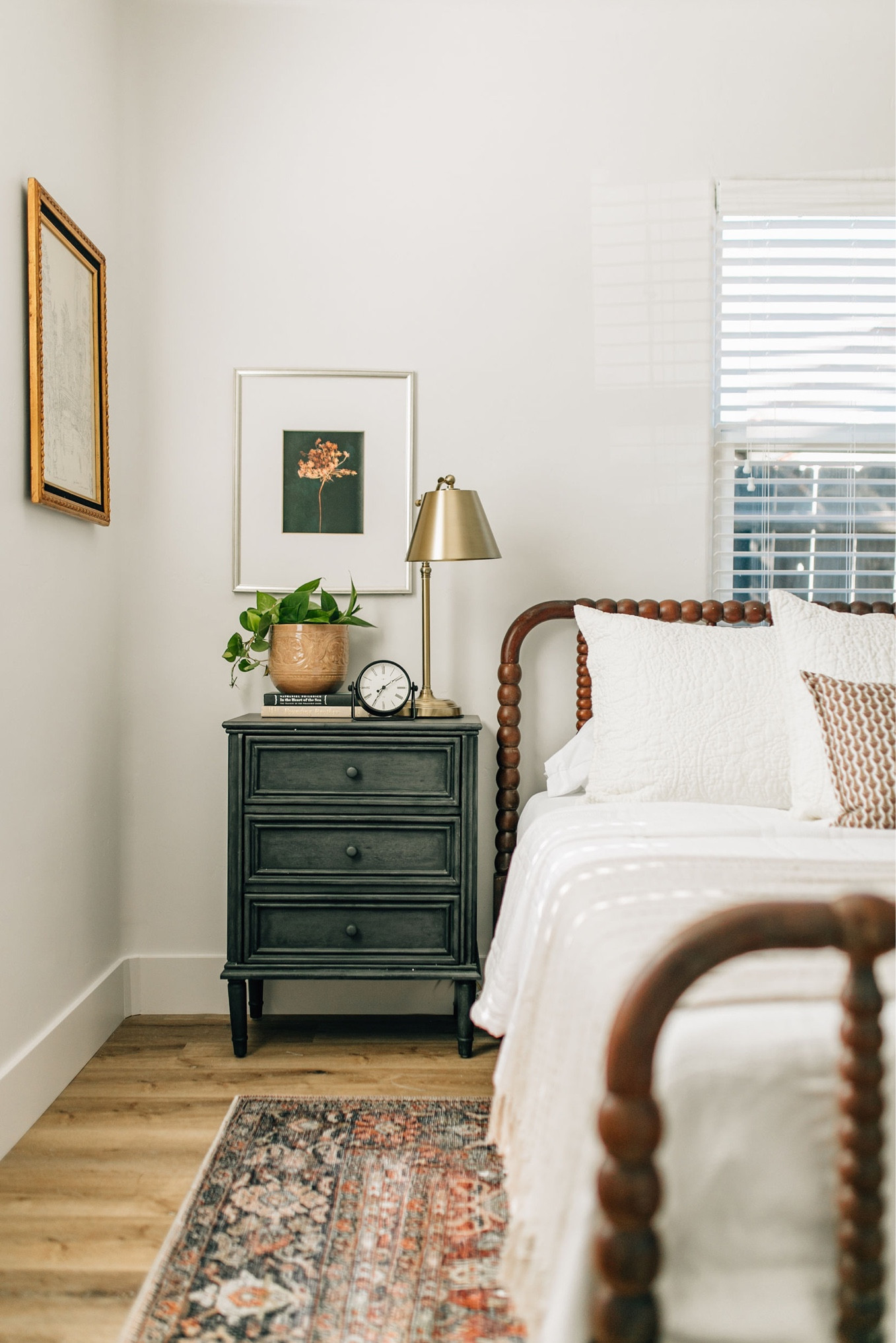 Bedroom refresh 🖤

#LTKhome