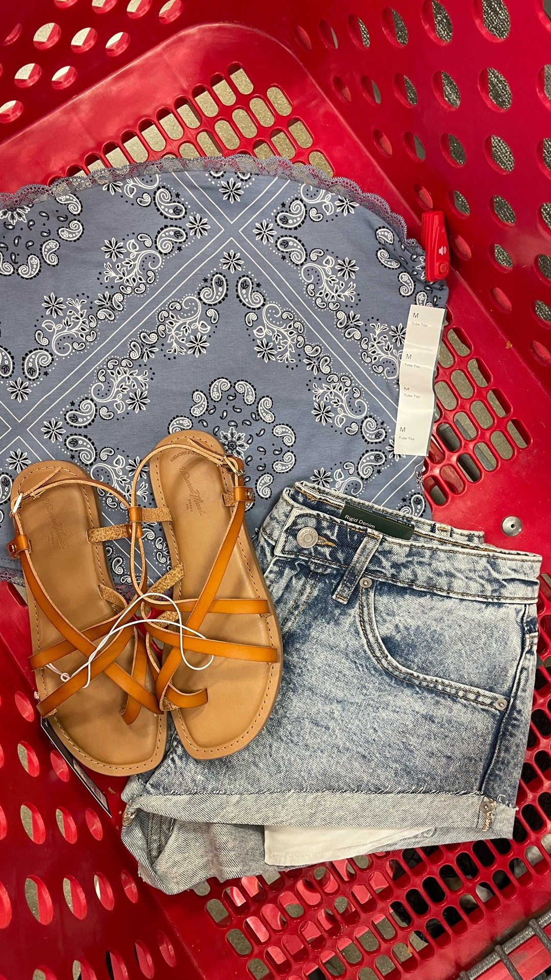 This $8 tube top comes in several colors and has the cutest lace trim @Target 

#LTKFestival #LTKSeasonal #LTKootd