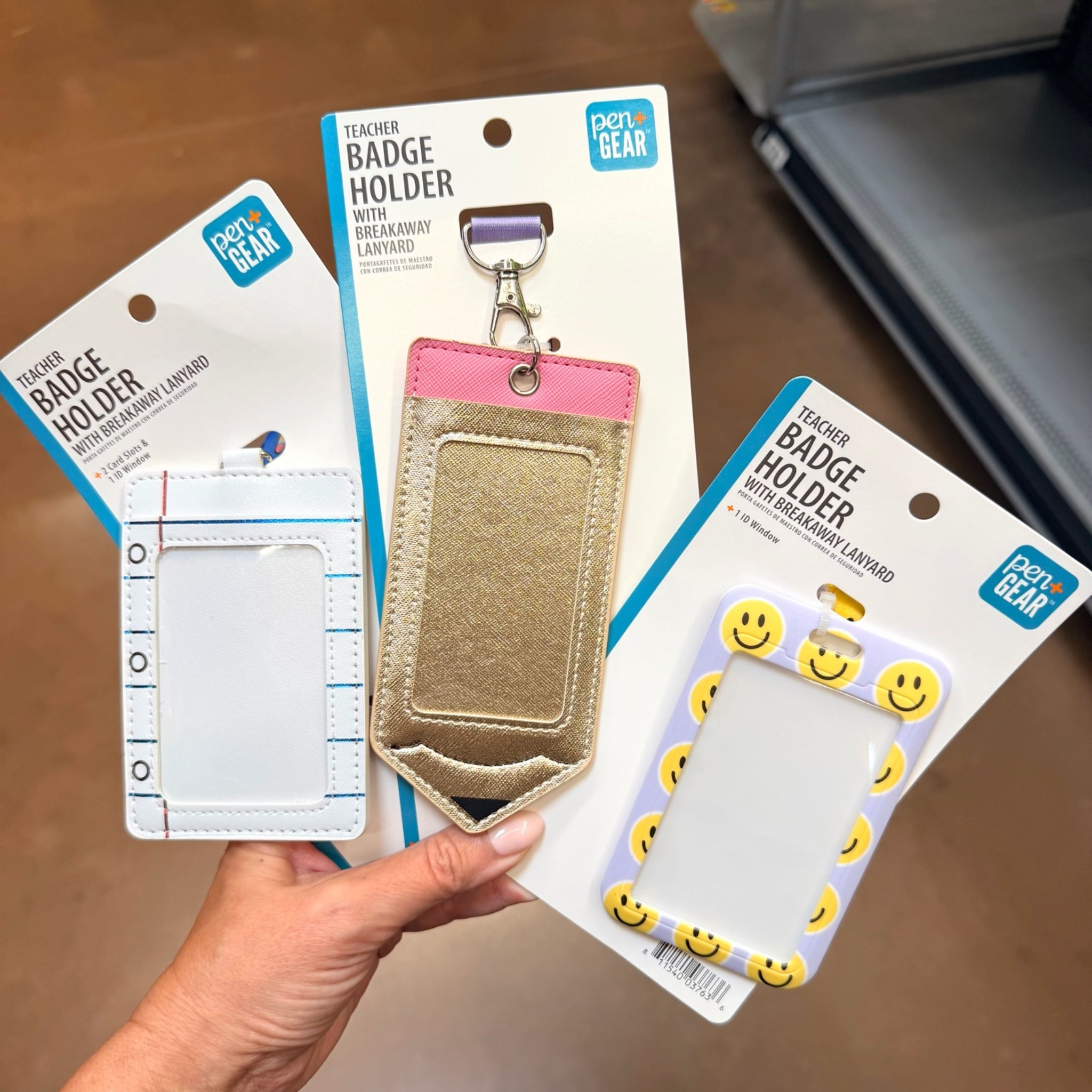 Cute badge holders! Add a gift card for an EASY (and appreciated!) back to school gift! 🍎
.

#LTKmomlife #LTKstorytime #LTKKids