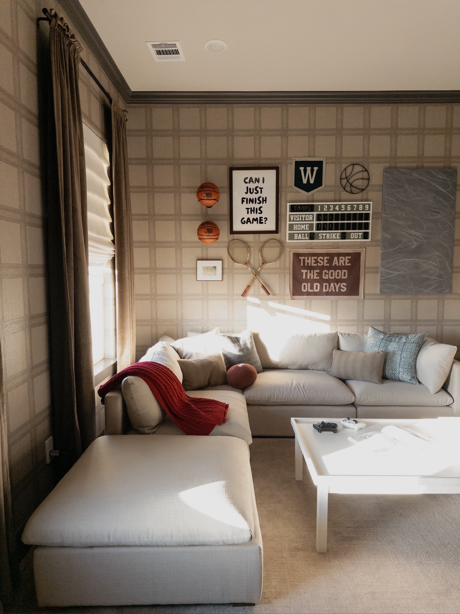 Playroom inspo!

playroom, kids room, playroom design, pottery barn kids, boys room

#LTKmomlife #LTKHome #LTKKids