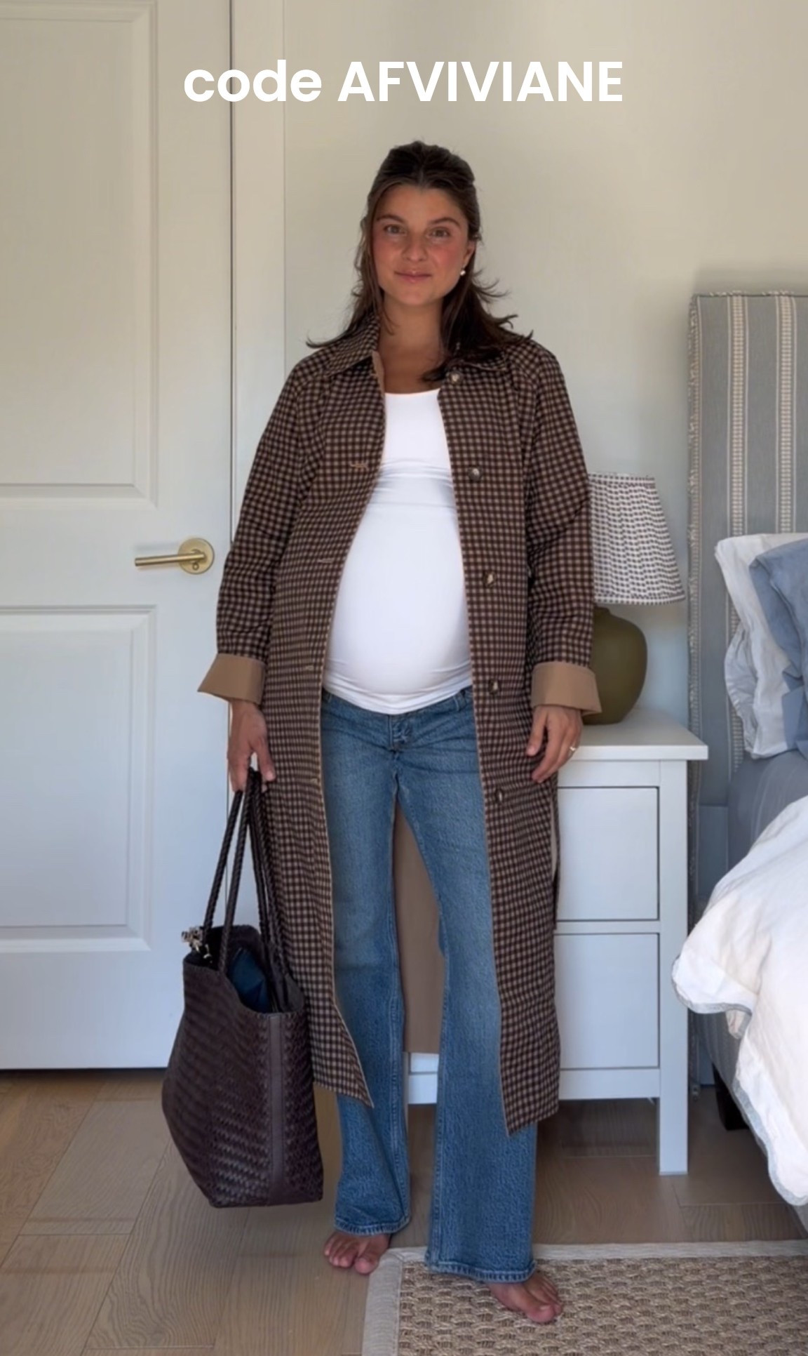 [9/10/26] the cutest jacket for fall + reversible!! 

my code AFVIVIANE is live! 

Full outfit is on sale @abercrombie 
Sizing: • 100% Cotton 2-in-1 Reversible Long Mac Coat - carmel, xs 
• 90s Relaxed Maternity Jean - 26, short

[Use code AFVIVIANE to get an additional 15% off almost everything in stores and online at checkout from September 10, 2026 to September 14, 2026 in US/CA. Exclusions apply. See details online.]

#LTKmomlife #LTKPetite #LTKSaleAlert