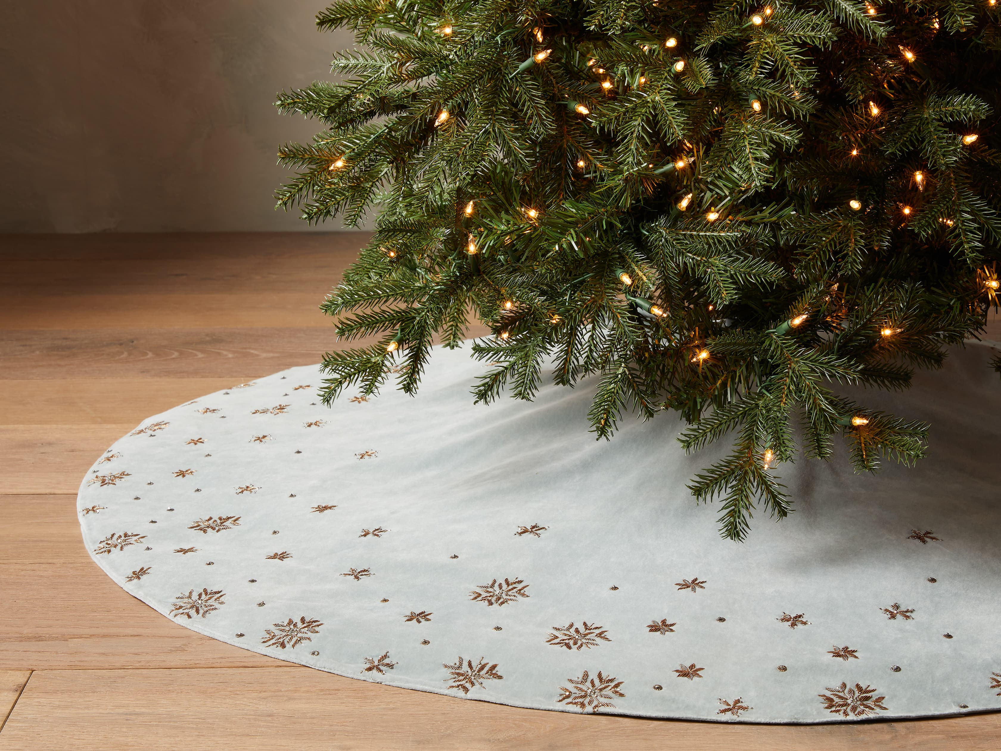 Fallen Snow Tree Skirt | Arhaus