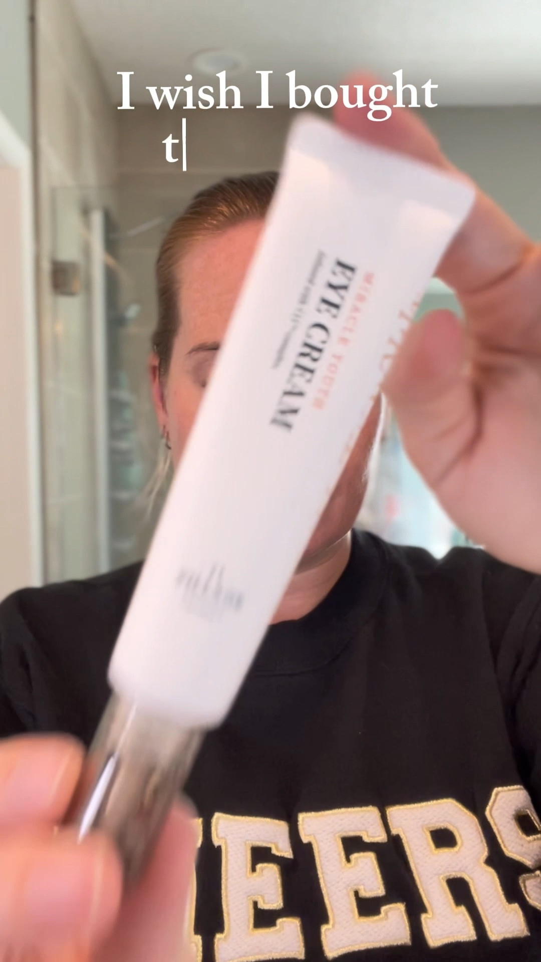 My under-eyes need extra love, especially on busy mom days. I’ve been using this Shea Butter + Squalane Depuff Eye Cream from @villagellfactory, and it’s been such a nice addition to my skincare routine. It feels rich but absorbs quickly, helps with puffiness, and leaves my skin feeling hydrated and smooth.

If you’re into gentle, vegan Korean skincare, this is one to try 🤍
Don’t forget to follow @villagellfactory for more skincare finds.

@villagellfactory @stackinfluence
#villagellfactory #villagellfactorypartner #miracleyouth #koreanskincare #veganskincare #eyecream #retinolskincare


#LTKmomlife #LTKselfcare #LTKBeauty