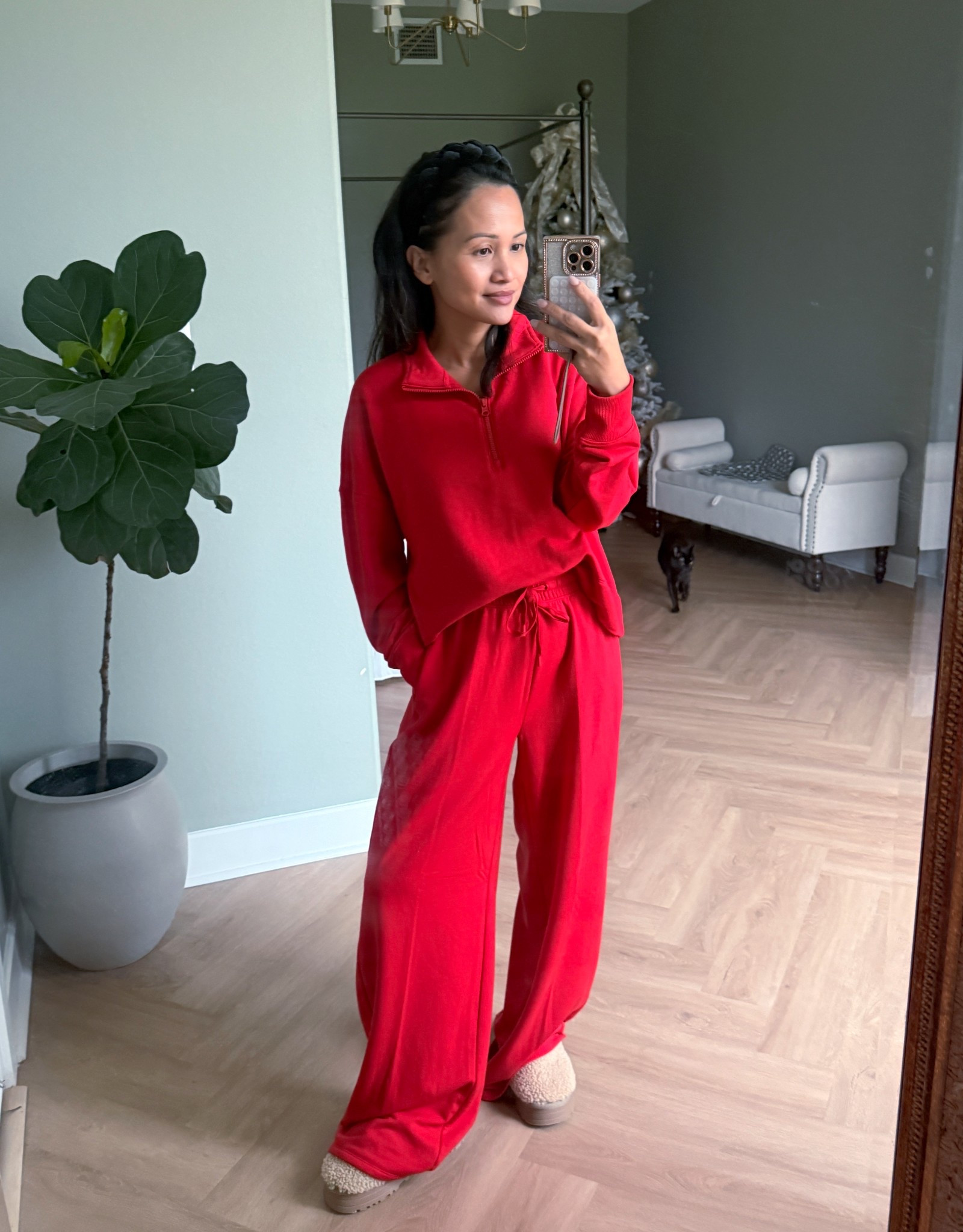 The softest red two piece set for half the price of he viral Spanx set. I’m wearing a small could have sized down in pants.

#LTKPetite #LTKmomlife #LTKGiftGuide