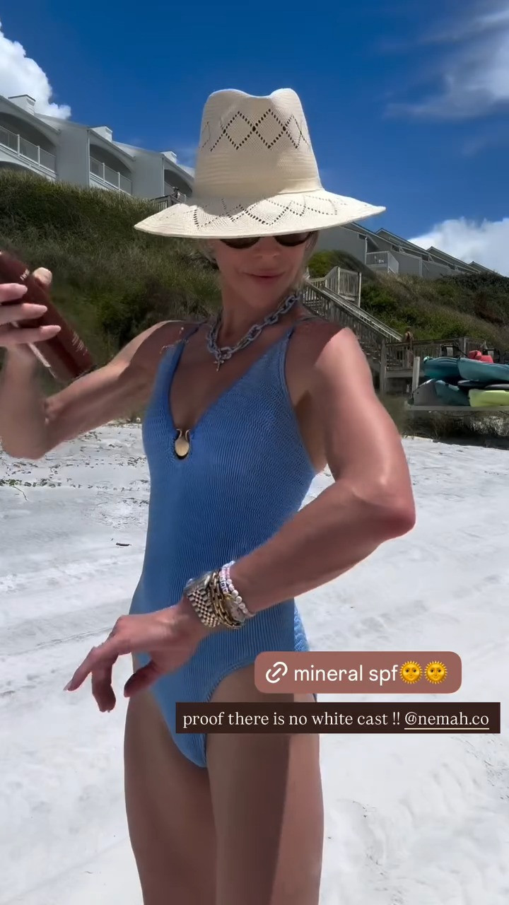 proof there is no white cast !! 

 #LTKSeasonal #LTKBeauty #LTKTravel