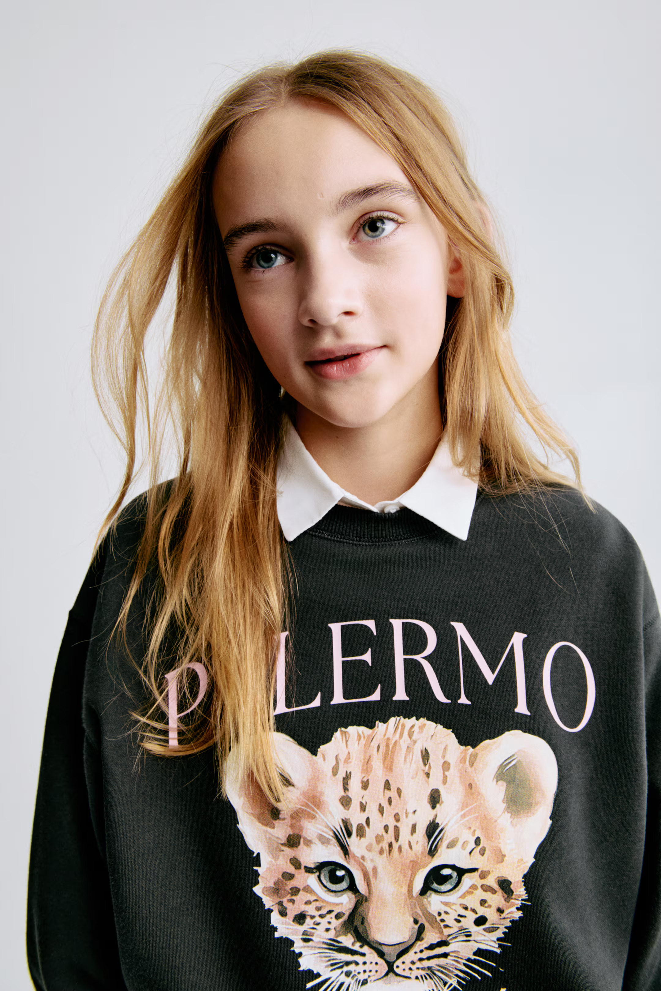 Sweatshirt with Motif | H&M (US + CA)
