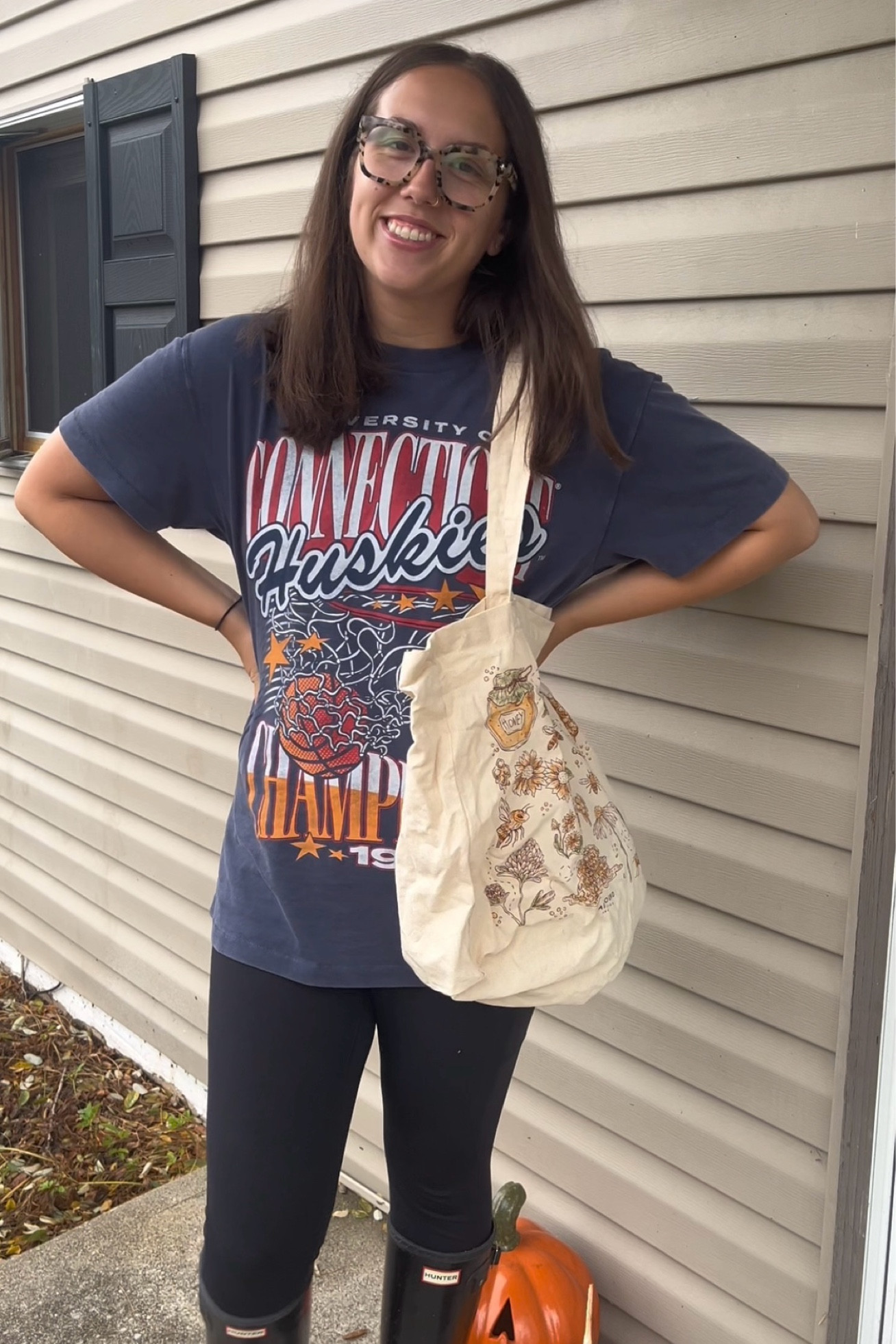 fav UConn tee from abercrombie! 

#LTKSaleAlert #LTKFallSale #LTKFindsUnder50