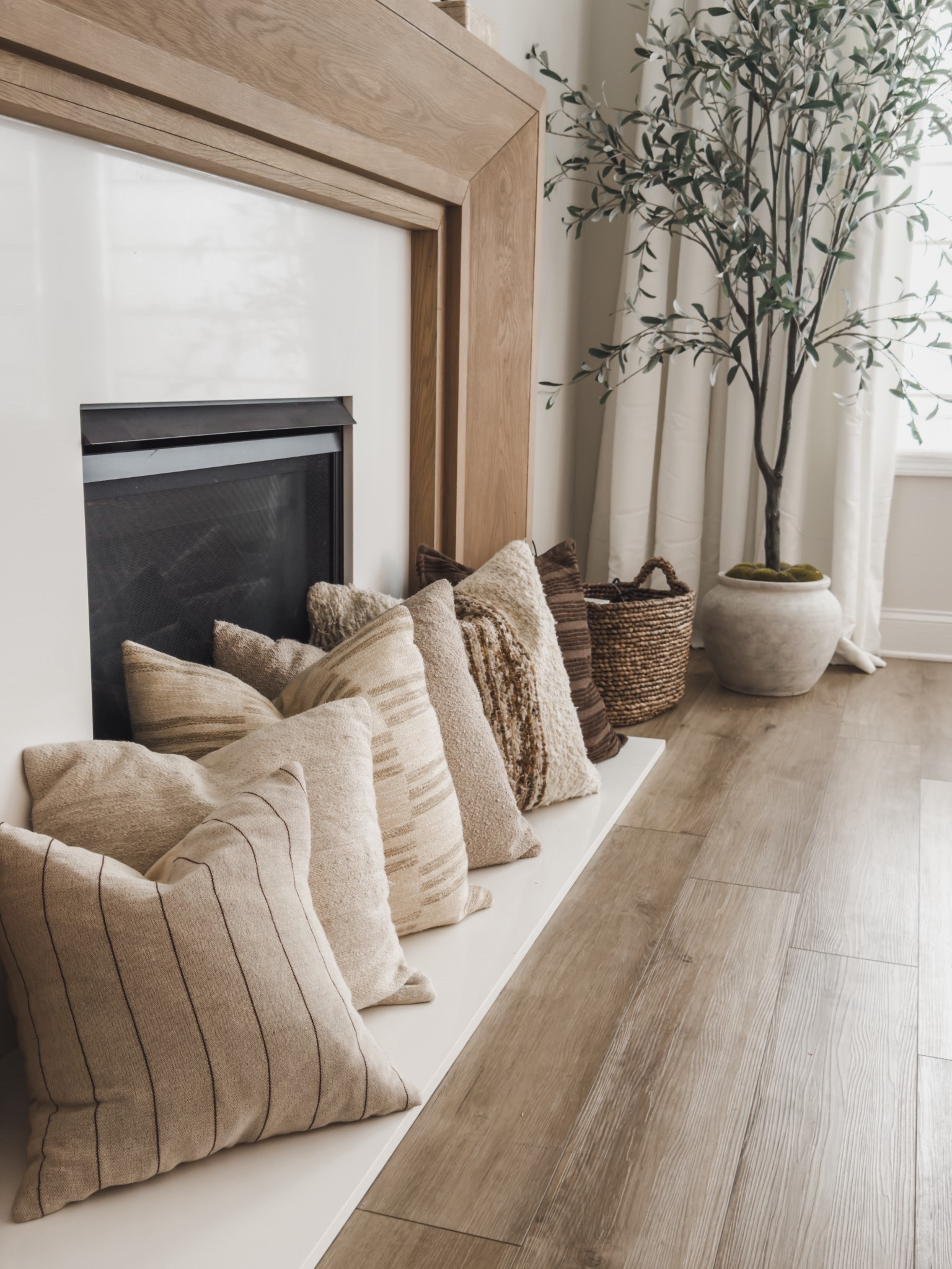 For me, I’m all about quality over quantity. I know everyone loves to swap out pillows with each season, but that’s not always realistic (or worth it). Instead, I like to invest in a few really good, quality pillows that I can mix and match throughout my home.

It keeps things feeling fresh without constantly buying new, and I can move them around depending on the space or season.

Loloi, wayfair home finds, spring home style, bedroom inspiration, living room style, shop the look! 

#LTKSeasonal #LTKHome #LTKSaleAlert