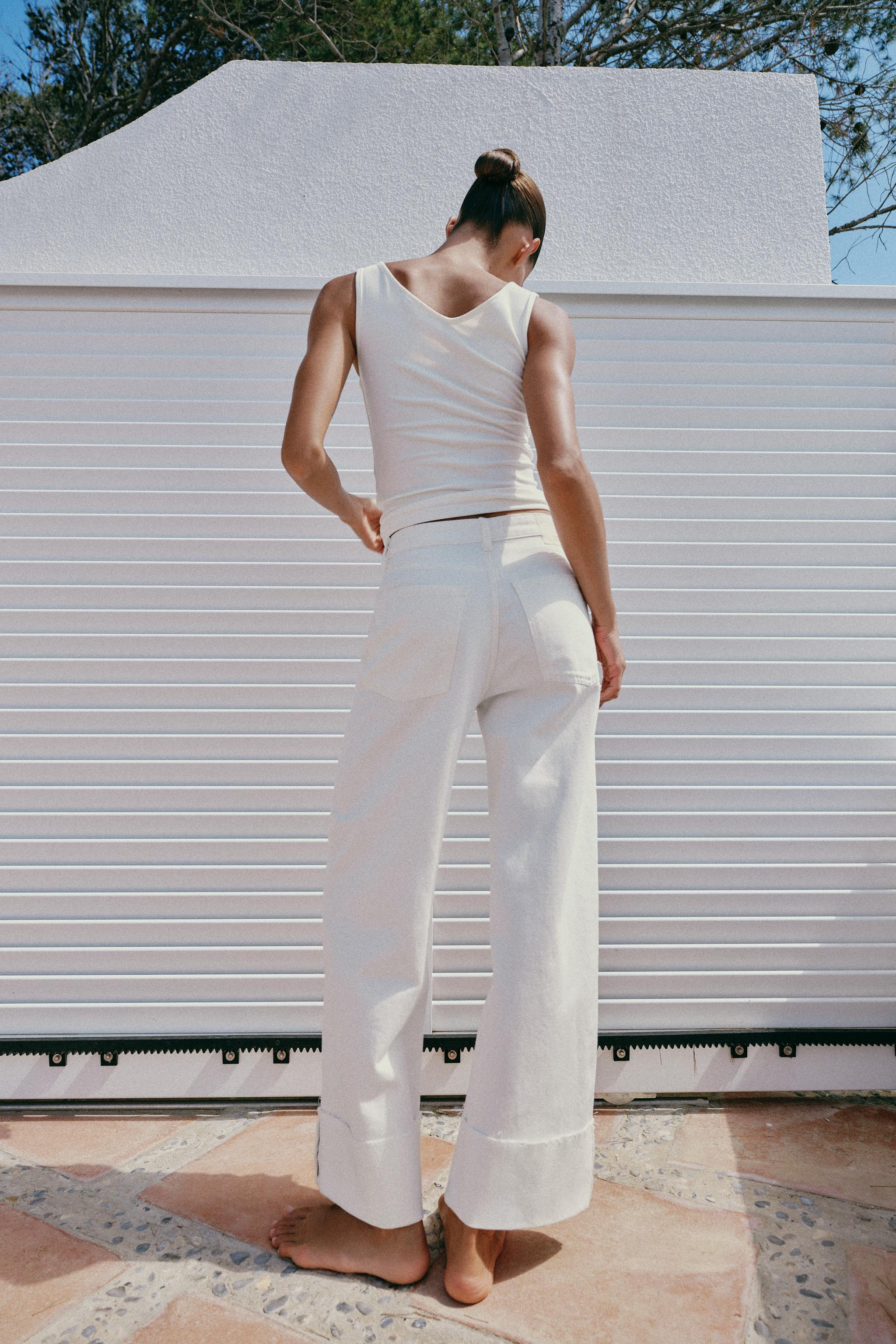 Z1975 MID-RISE BARREL JEANS WITH CUFF | Zara US