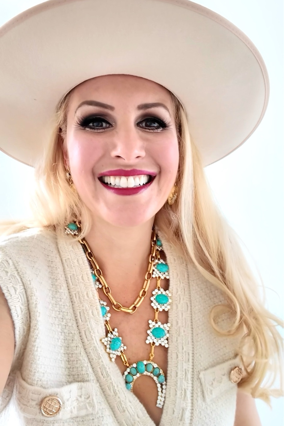 🫶🏼My western roots are kicking in with these @elizabethcolejewelry necklaces and earrings. They are stunning!
#elizabethcolejewelry #elizabethcole

🤠Seriously amazed by the craftsmanship of these western inspired pieces of jewelry. They are coming with me to Jackson Hole, Wyoming in a few weeks.

👉🏼You can wear these versatile pieces dressed up with a business suit into the office or casually with a sweater vest and cowboy boots. The combinations are endless! Try stacking her necklaces as I did here. They layer perfectly!

🫶🏼I highly recommend this jewelry line! Spectacular quality and attention to detail. OUTSTANDING!

#westernjewelry #turquoisejewelry #turquoisenecklace #westernfashion #horseshoe #horseshoenecklace #layerednecklaces #necklacelayers #jewelryoftheday #jotd #statementjewelry #statementnecklace #statementearrings #street2beachstyle @jtstjtst11


#LTKSeasonal #LTKShoeCrush #LTKStyleTip #LTKItBag #LTKFindsUnder100 #LTKOver40 #LTKMidsize #LTKTravel #LTKFallSale #LTKU #LTKSaleAlert #LTKFindsUnder50 #LTKWorkwear