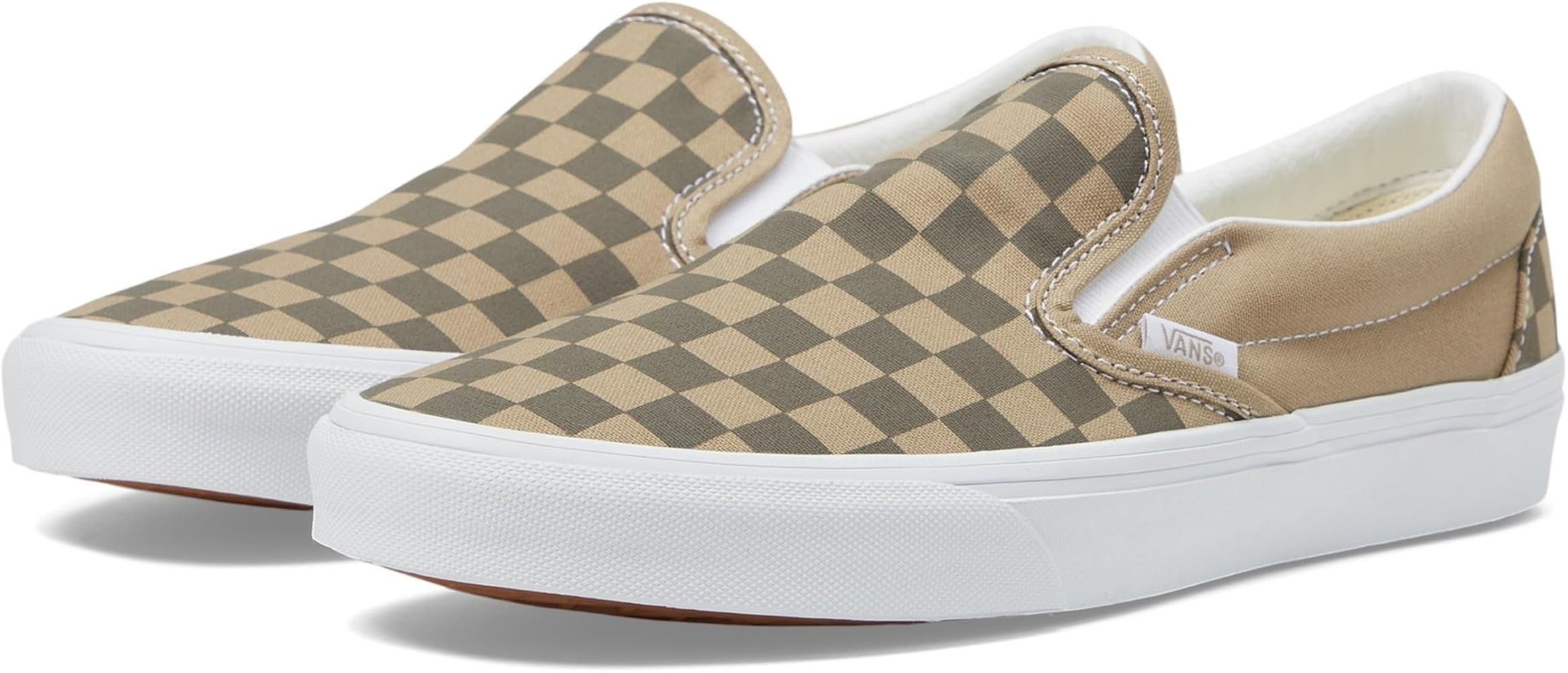 Vans Unisex Classic Slip-on Sneaker | Amazon (US)