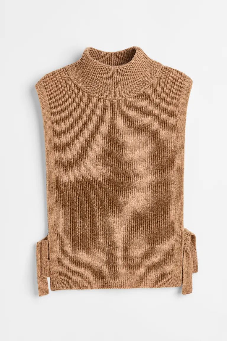 Cashmere-blend turtleneck sweater vest | H&M (UK, MY, IN, SG, PH, TW, HK)