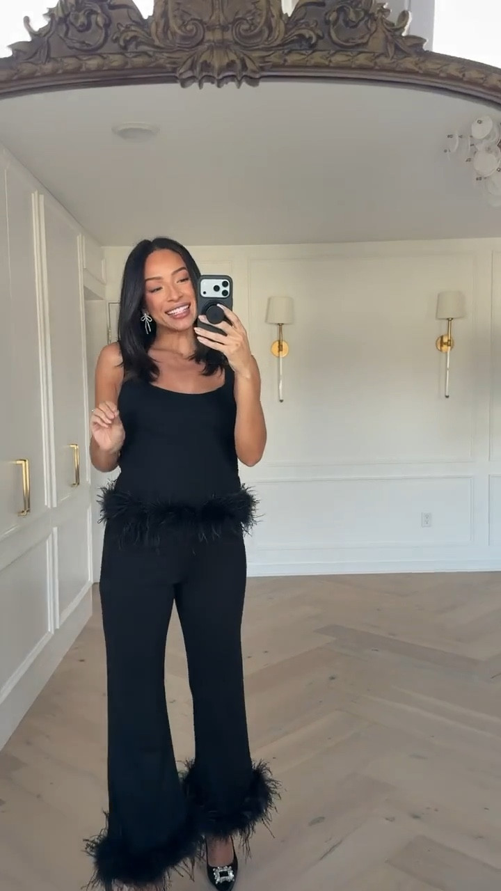 Use my early access code NENA30 for 30% off Anthropologie + Spend $200 Now, Get $50 Later for Holiday Gifting, 12/11 - 12/25!! Wearing size S feather tank top and size 6 black feather pants 


Holiday outfit 
Holiday party outfit 
Anthropologie sale 
Winter outfit
Winter fashion 
Black pants outfit 

#LTKHoliday #LTKBump #LTKSeasonal