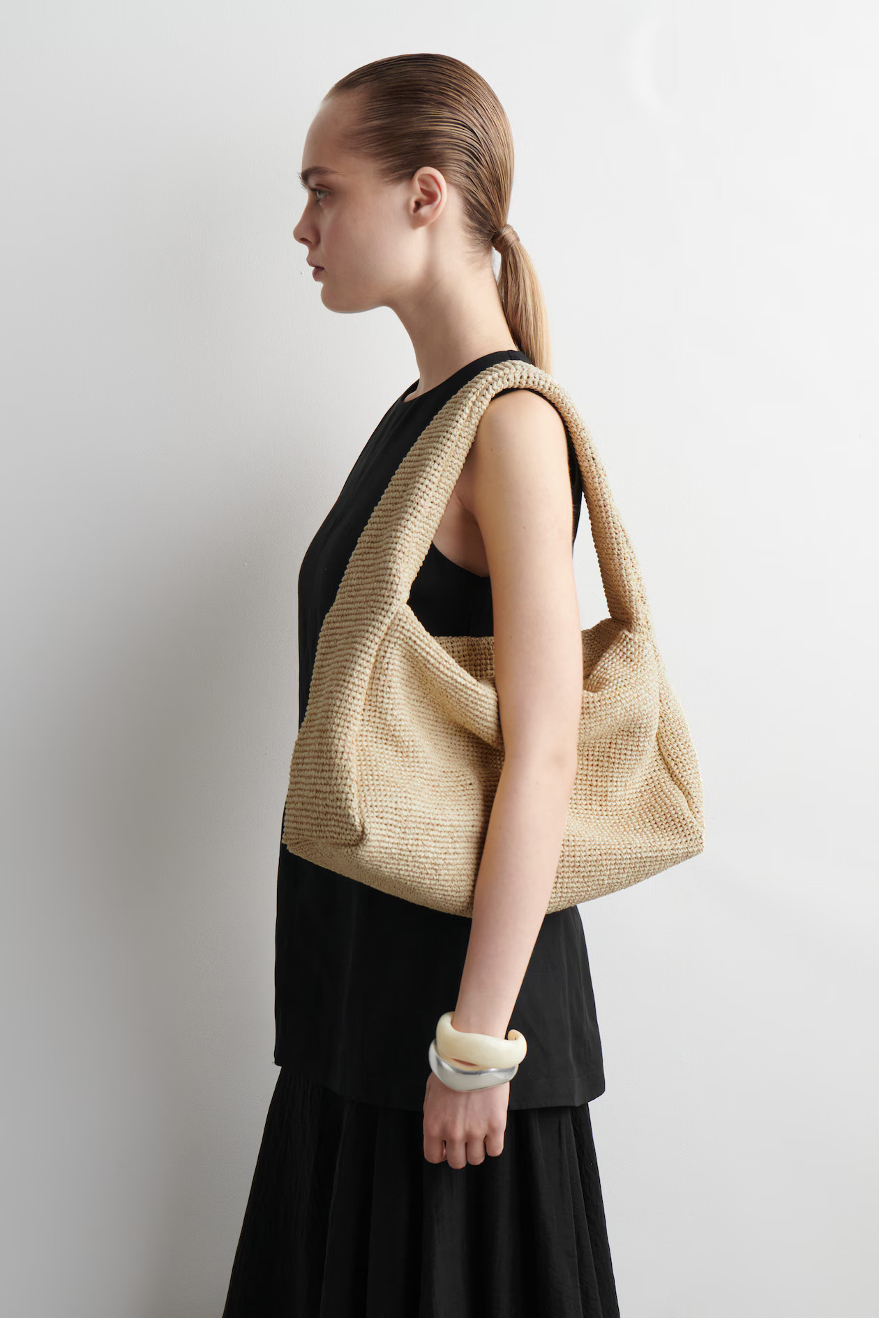 SLOUCHY TOTE BAG - RAFFIA - BEIGE | COS UK