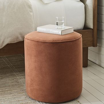 Isla Ottoman | West Elm (US)