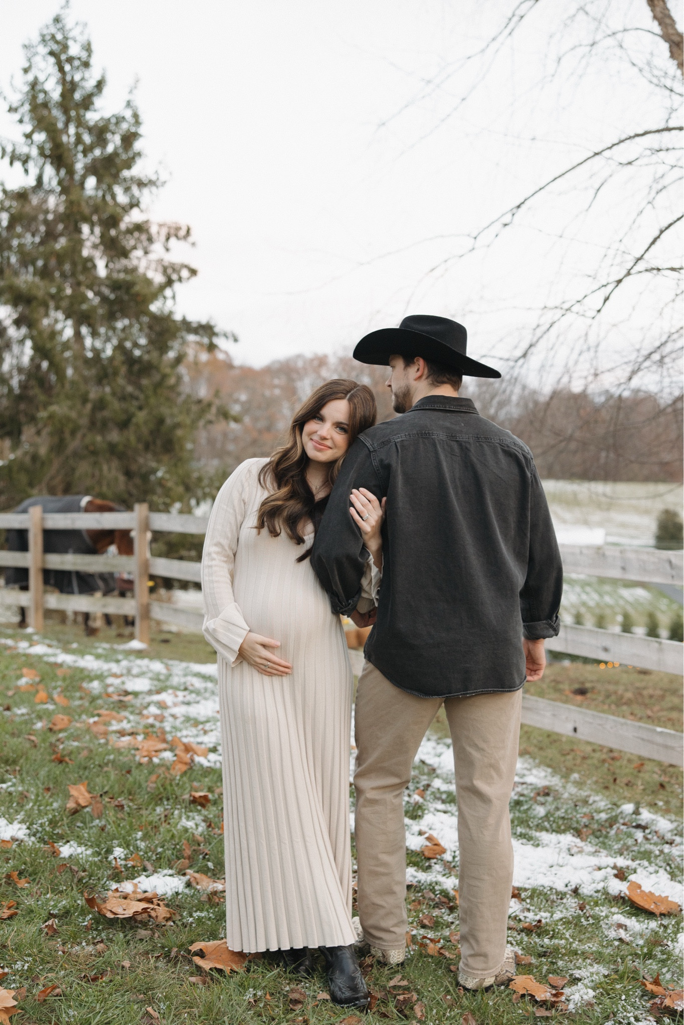 Maternity farm family photoss

#LTKStyleTip #LTKFamily #LTKBump