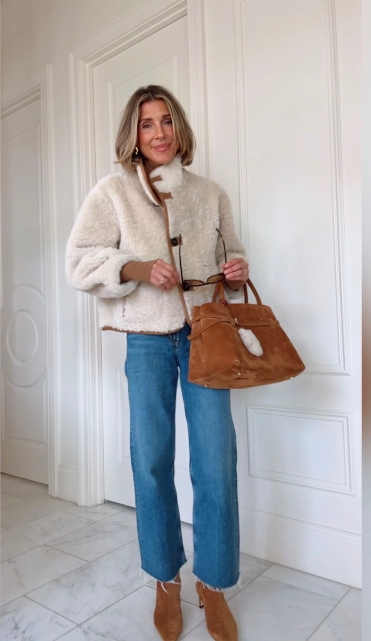 A simple and neutral OOTD, complete with this Zara reversible jacket! 

#LTKSeasonal #LTKootd