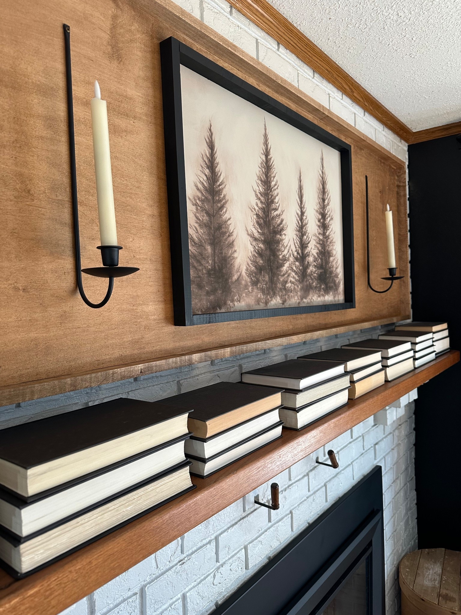 Shop these simple, elegant candle sconces that are less than $15 for both right now!


#LTKFindsUnder50 #LTKHome #LTKSaleAlert