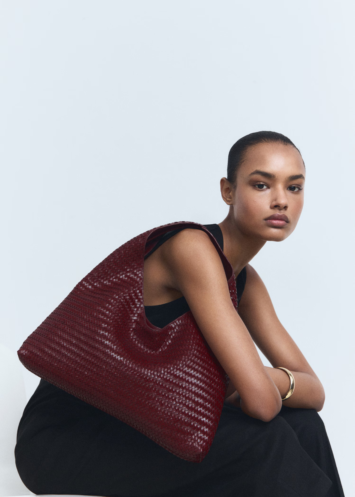 Braided leather shoulder bag - Women | MANGO USA | Mango (US/MX/AU)