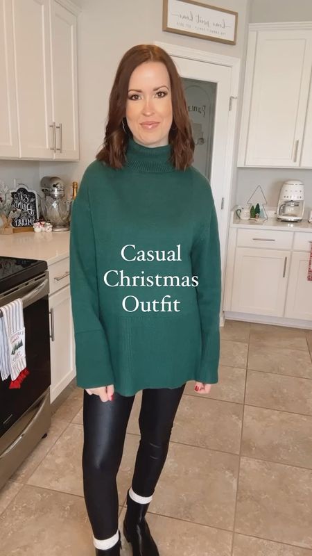 Casual Christmas Outfit 🎄❤️

#LTKSeasonal #LTKHoliday #LTKfindsunder50