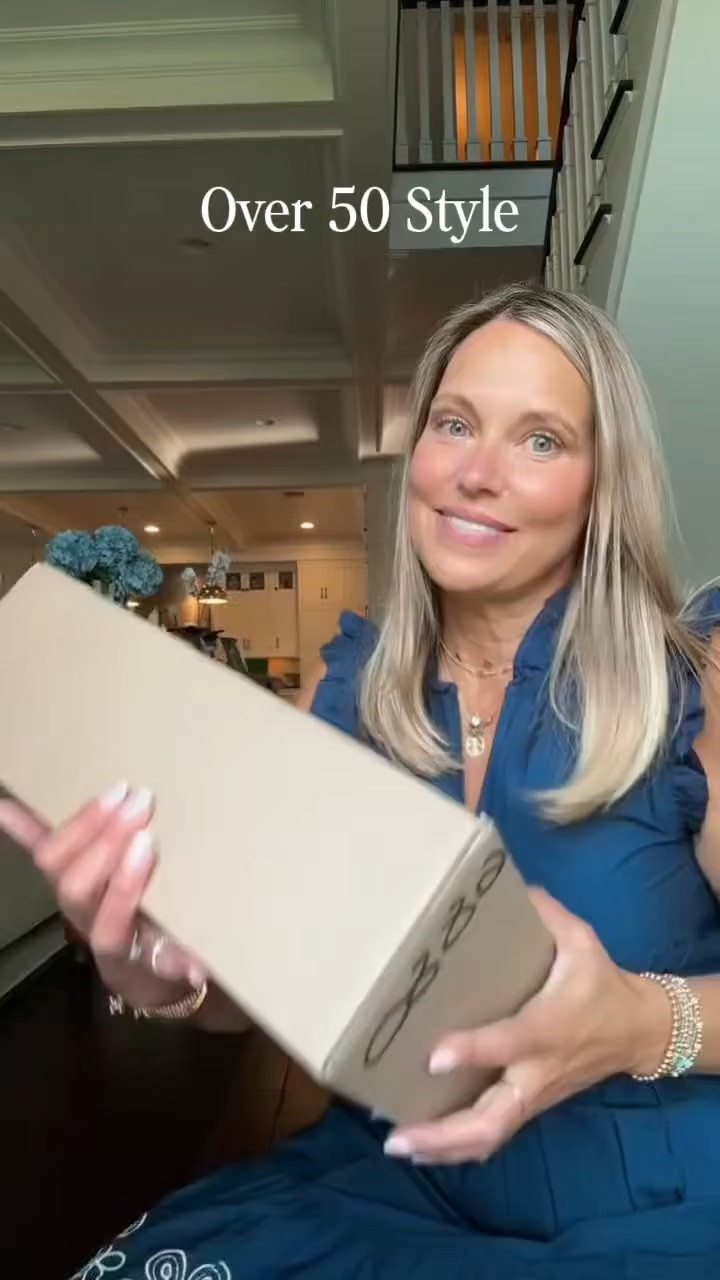 Let’s get ready for fall leisure and travel! If you haven’t tried @Varley, you need to! Most amazing and luxurious sets!

Wearing medium in all of these!
s

#LTKdayinmylife #LTKOver40 #LTKMidsize