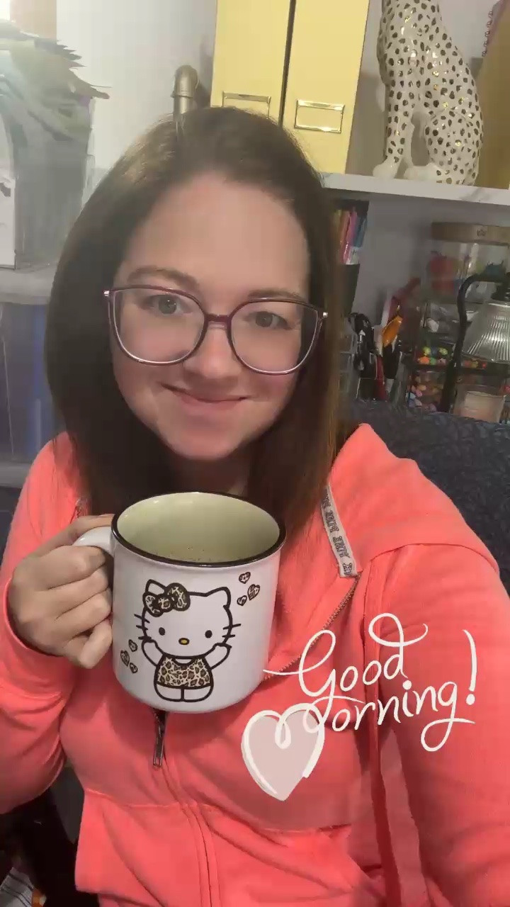 Morning coffee!


#LTKootd #LTKdayinmylife #LTKmomlife