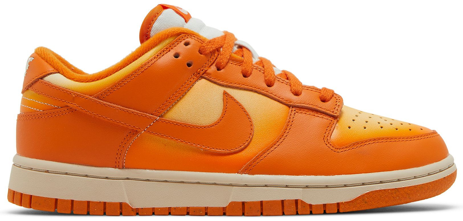Wmns Dunk Low 'Magma Orange' | GOAT