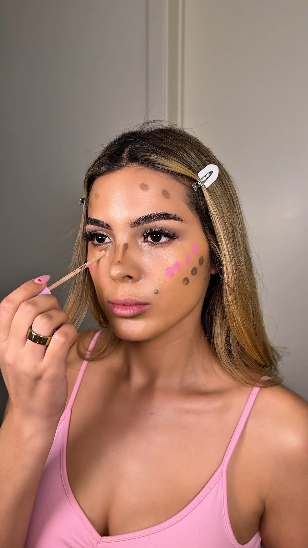 baby pink vday makeup 🎀

#LTKValentine #LTKBeauty #LTKgrwm