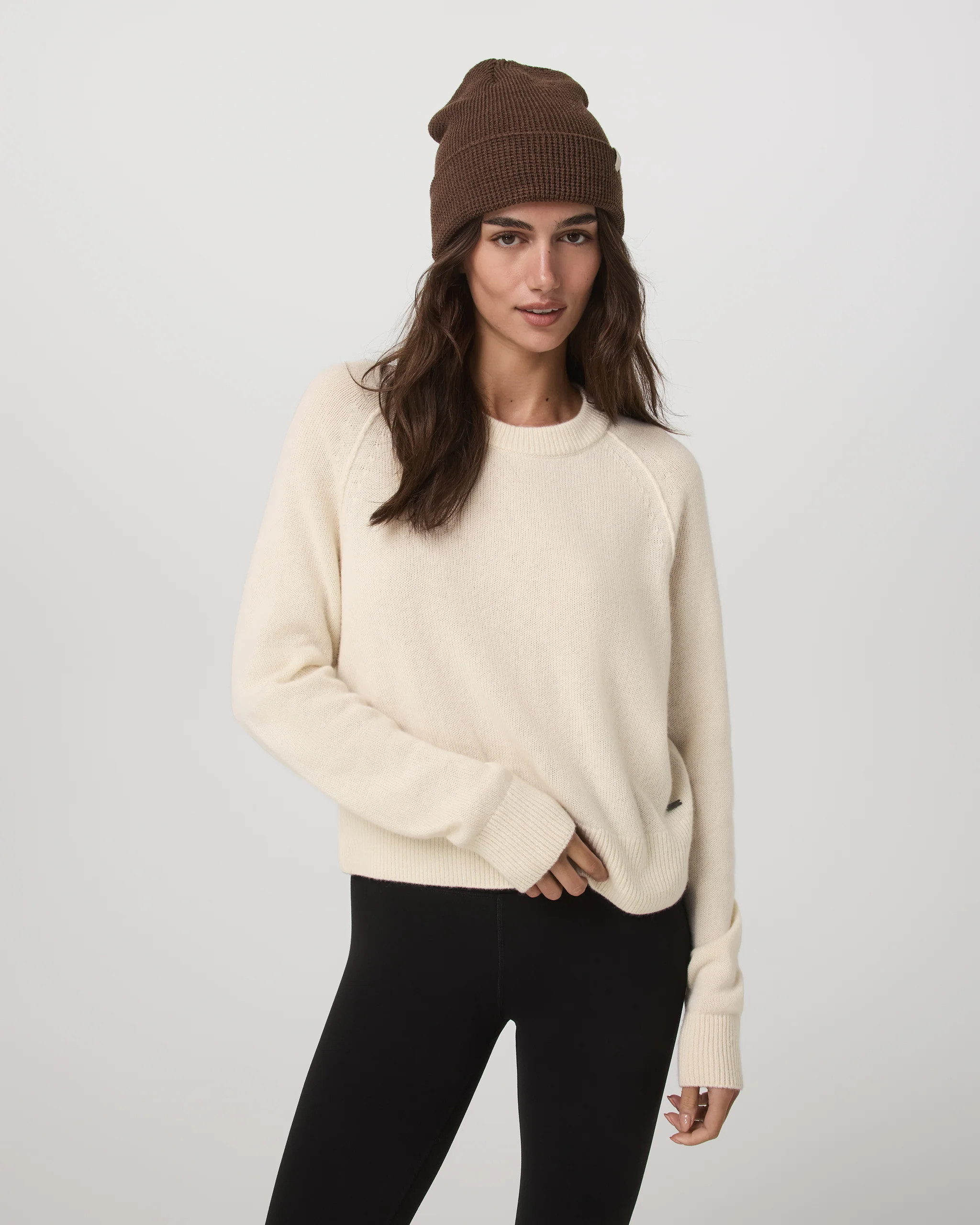 Émilie Cashmere Crew | Women's Porcelain Pullover | Vuori | Vuori Clothing (US & Canada)