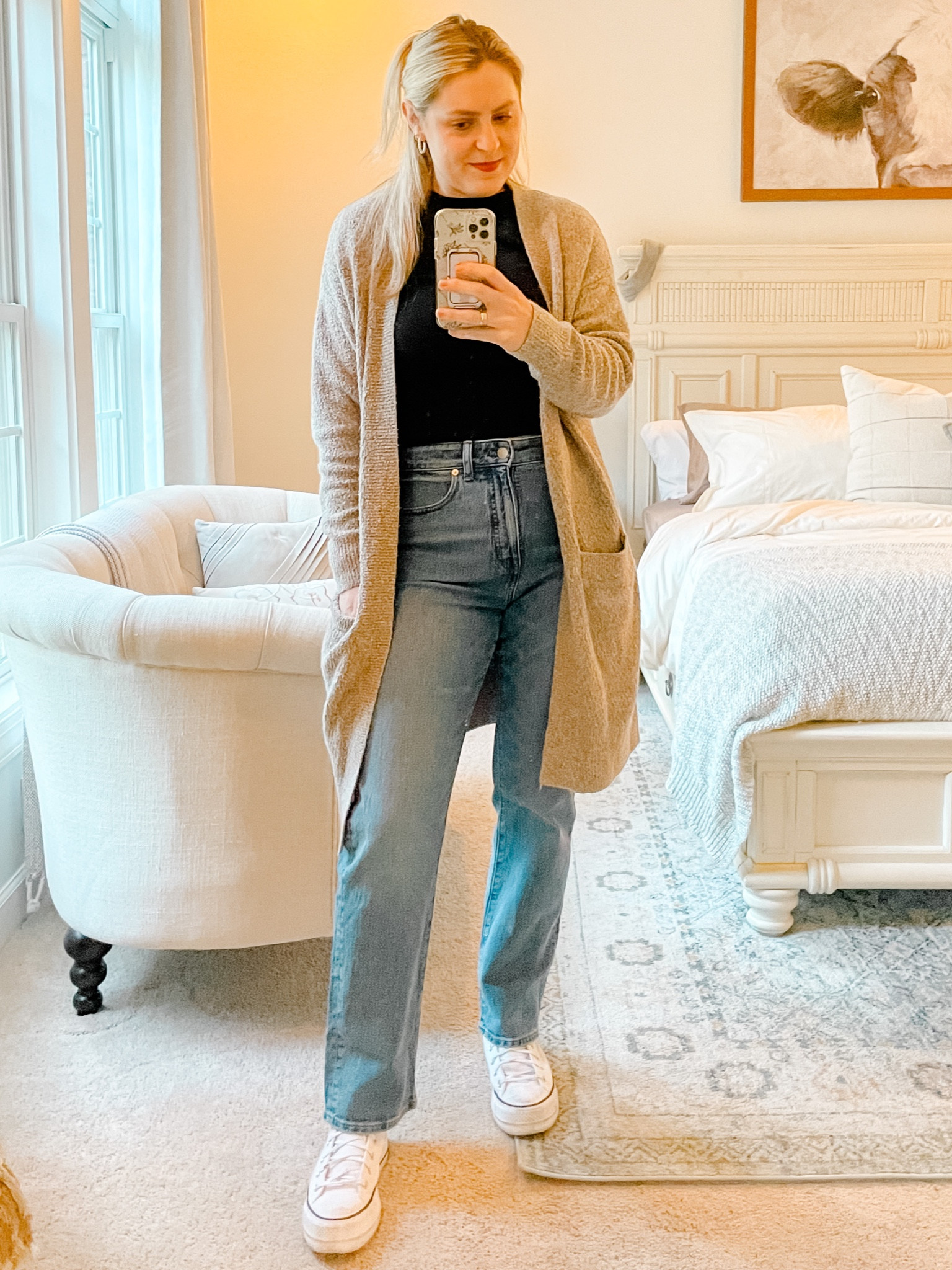 Feeling very 90’s in this cozy fall fit! I love a good fall outfit now that temps have dropped 

& meet my NEW favorite jeans from Madewell - the curvy 90’s straight 

#LTKSeasonal #LTKstyletip #LTKxMadewell