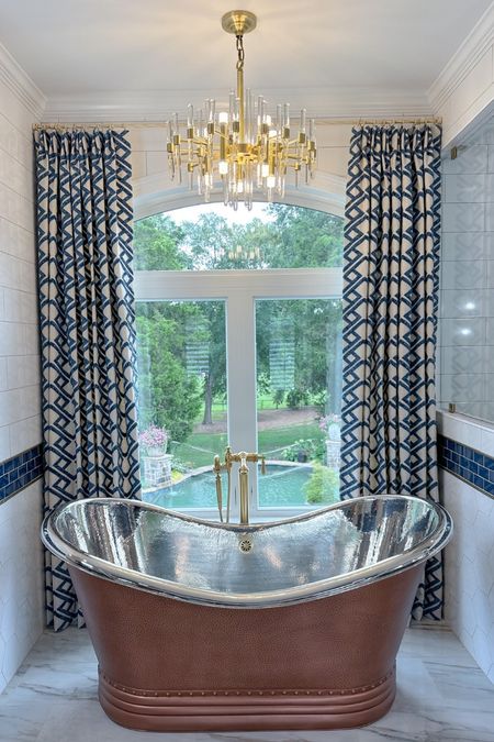 Now this is a bathroom!

#LTKhome