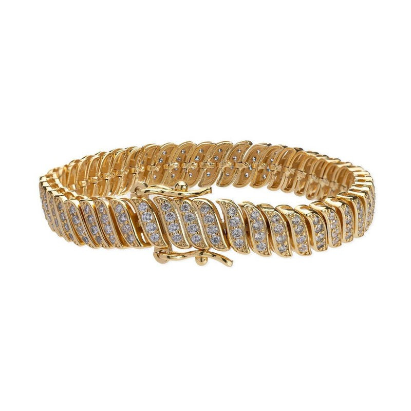 A little sparkle goes a long way. Shop our newest addition and rendition of our O.G Cabo necklace... | BRACHA