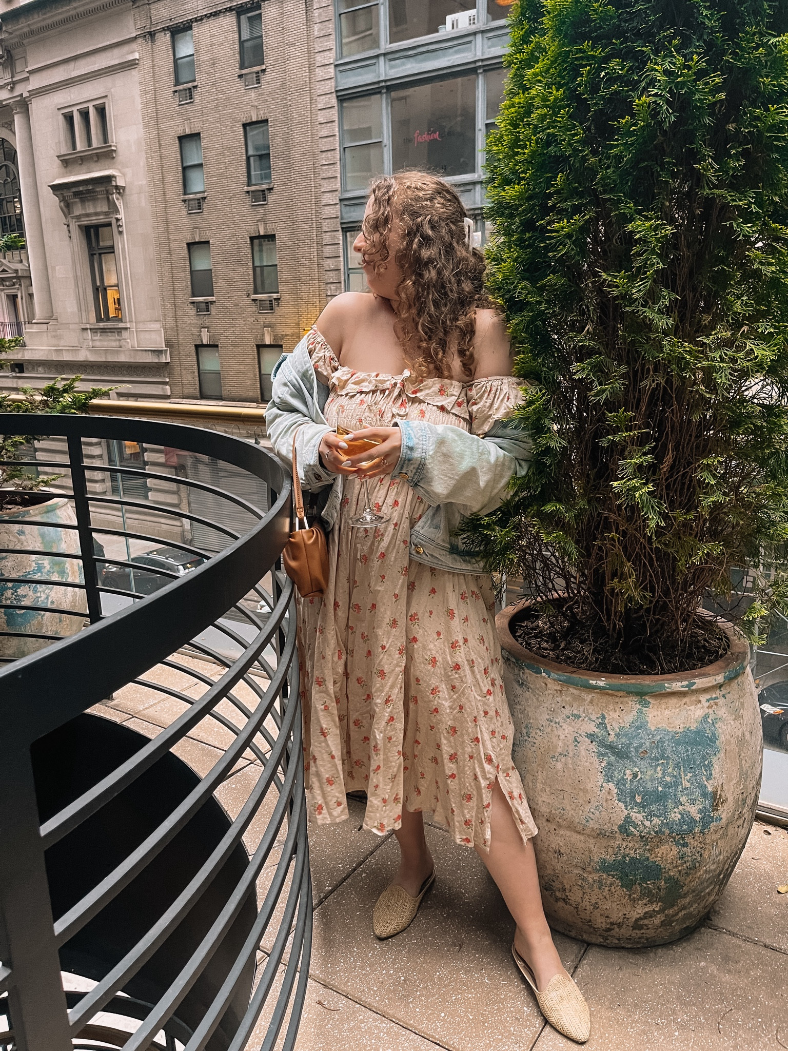 Wearing size L in this dress - would’ve sized up to an XL if I ordered again though! 

#LTKMidsize #LTKStyleTip #LTKFindsUnder50