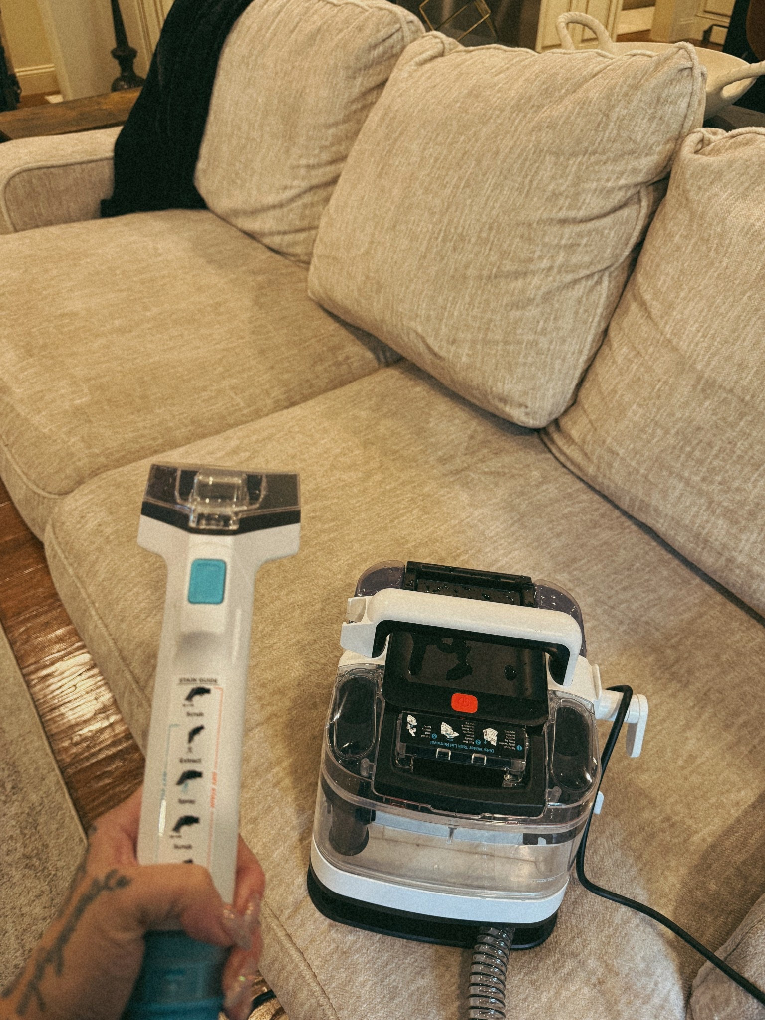 Light. Portable. Easy for a quick
Shampoo. Obsessed.

#LTKGiftGuide #LTKSummerEdit #LTKHome