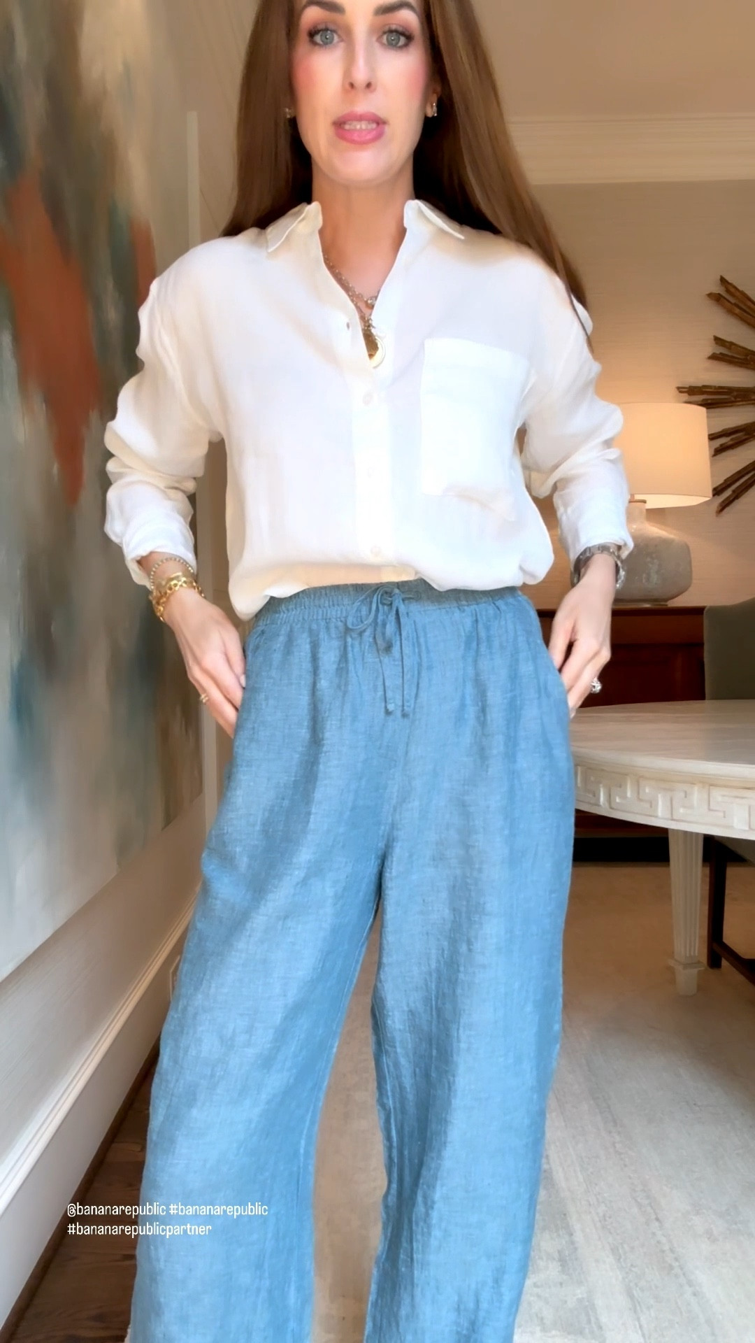 40% off everything at Banana Republic right now 🤍 and yes…this linen set is as good as it looks.

Their Friends & Family sale only happens twice a year, and it’s where I stock up on elevated staples that actually last. This set is lightweight, polished, and so easy for spring + summer travel.

Wearing a small in everything—runs true to size.

Don’t wait on this one…sale ends in a couple days.

#LTKTravel #LTKTall #LTKOver40