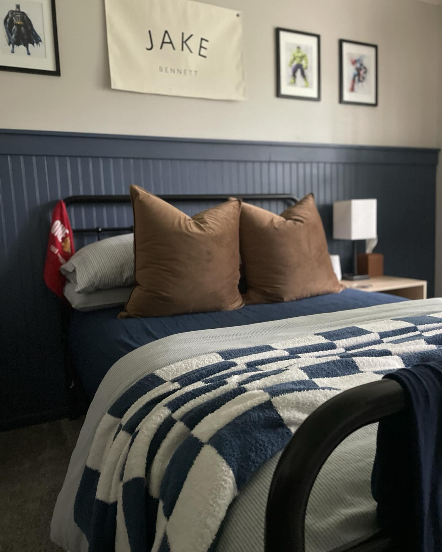 ✨SUNDAY STILLS✨

I haven’t shared any shots of J’s room in SO long. I love the beadboard in here and this blue paint color is SO pretty. He picked this one, and I wasn’t sure if it was my favorite out of the ones I sampled, but he was definitely right! We had the best weekend with my college roommates and their fam bams. It’s always so sad when the weekend comes to an end!

Hope you all had a great weekend! 🫶🏻

#boyroom #boyroomdecor #boyroominspo #boyroomideas #bedroomstyling #boybedroom #sundaystills