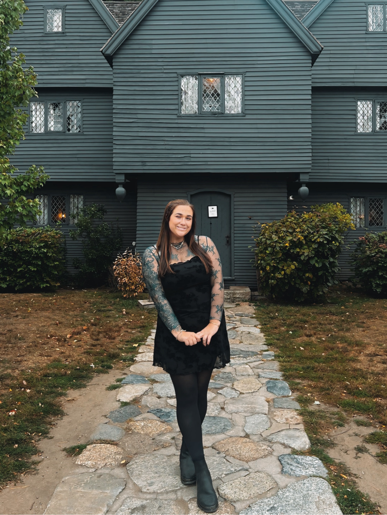 Salem vibes👻

#LTKHalloween #LTKSeasonal #LTKMidsize