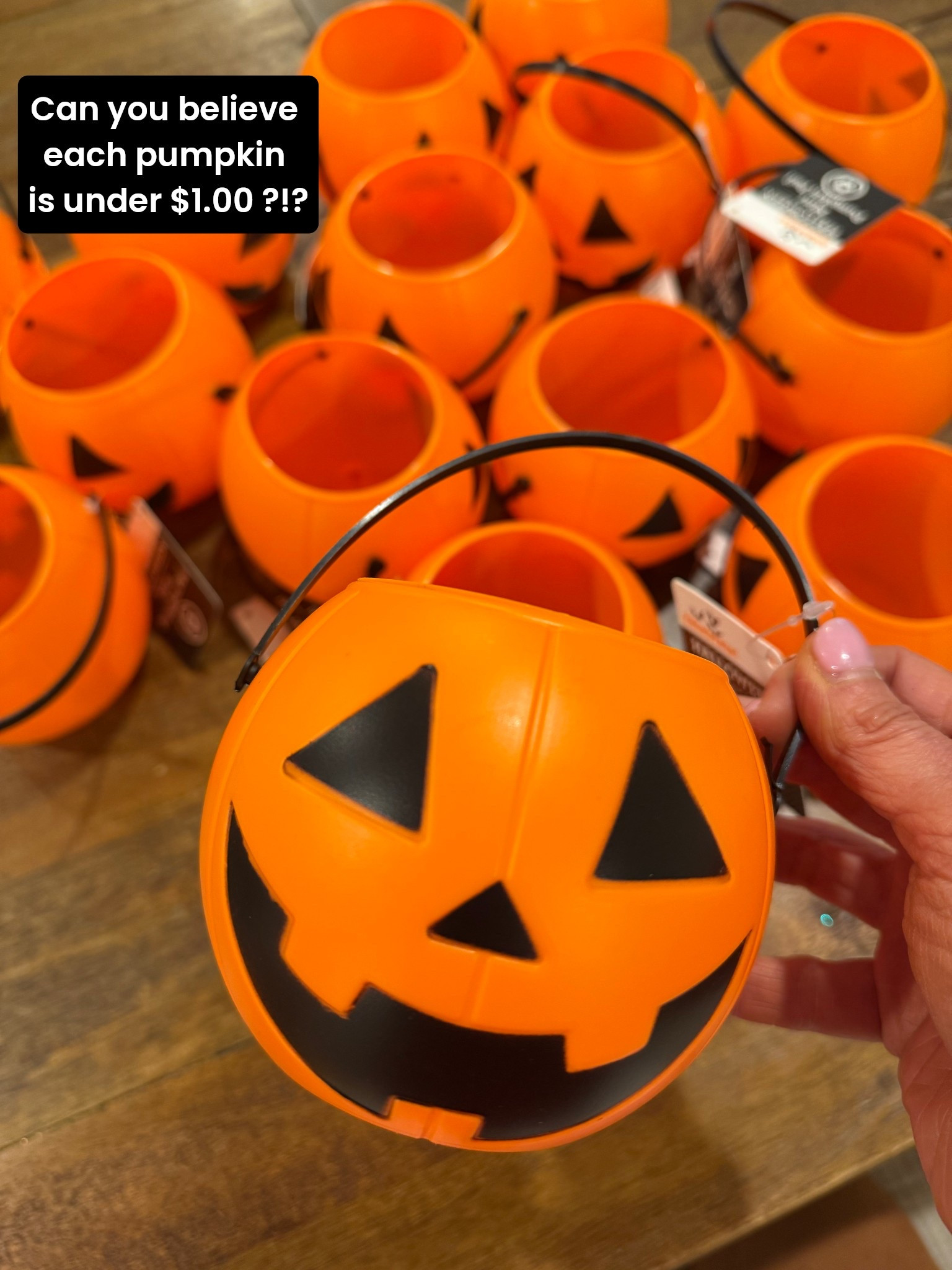 Moms, prepared to be overjoyed by these mini Halloween pumpkin buckets! Whether you’re prepping for a Halloween party, team snack or Halloween night, these pumpkin buckets are under $1 and great for party favors, candy, or small gifts. Your kids will love the treat and your wallet will love the savings! 

#LTKParties #LTKHalloween #LTKSeasonal
