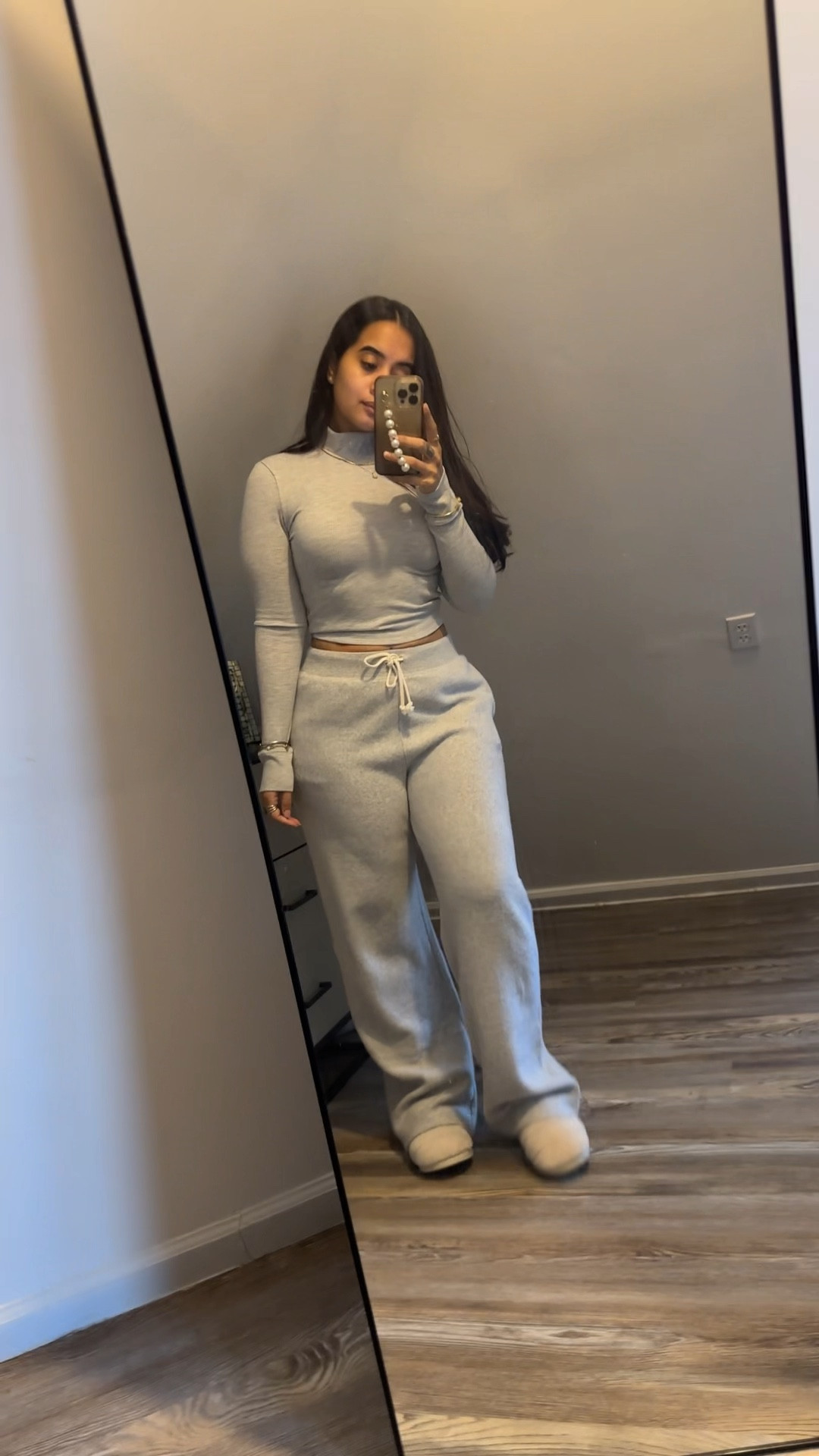 This set is so cozy and soft, perfect for lounging at home but I stepped out to run errands because it was way too soft and I couldn’t get out of it 🫣🤣 

#LTKfindsunder50 #LTKstyletip #LTKSeasonal