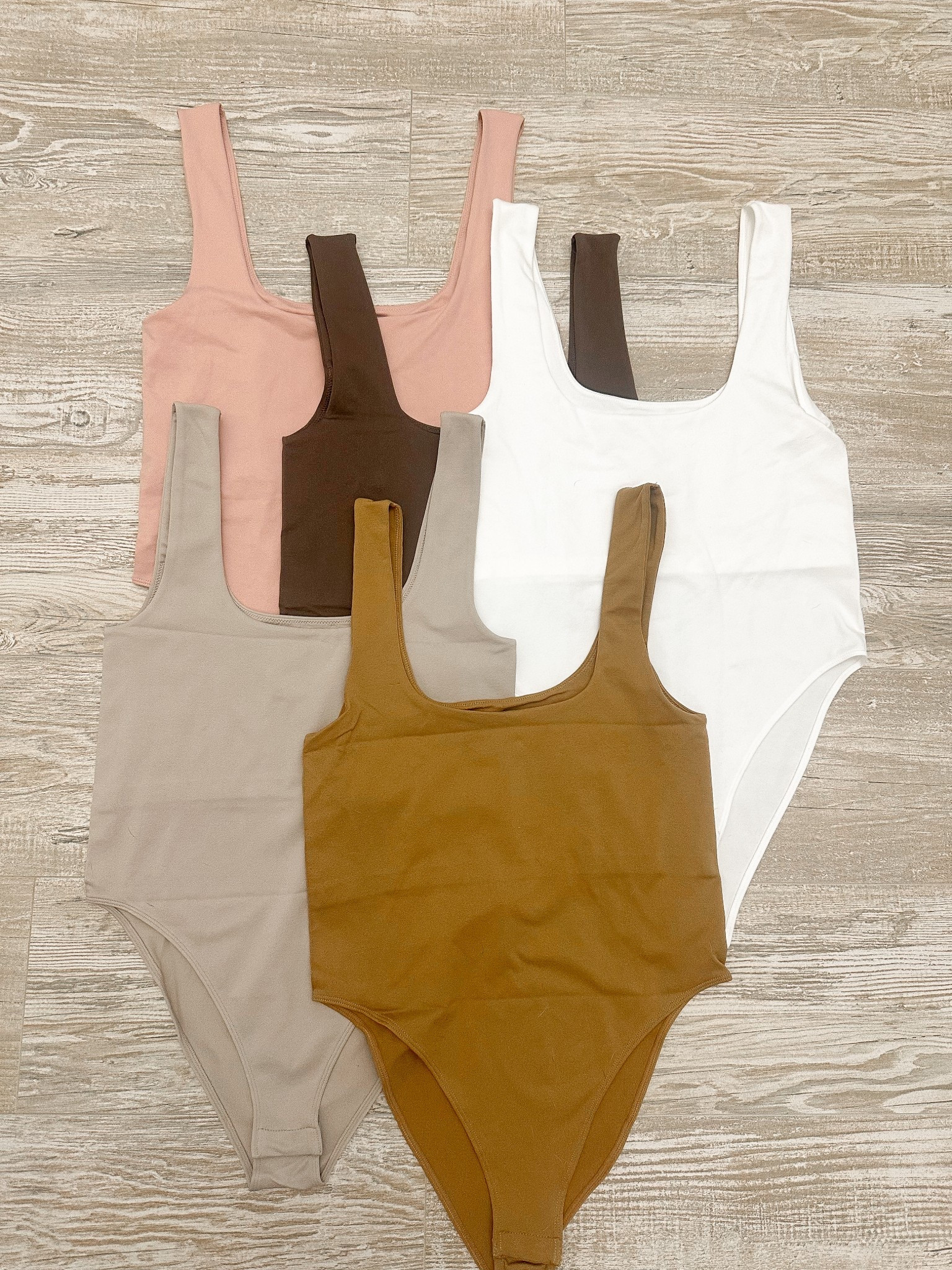 PSA: The bodysuit you need this season!! 

#LTKSaleAlert #LTKFindsUnder50 #LTKStyleTip