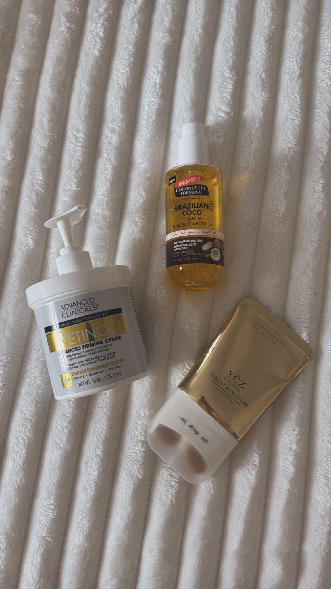 💄 Some of my beauty favs 💄

 ✨
#beautyfavorites #makeuproutine #skincareobsessed #ltkbeauty #everydayglow #beautymusthaves

#LTKmorningroutine #LTKselfcare #LTKBeauty