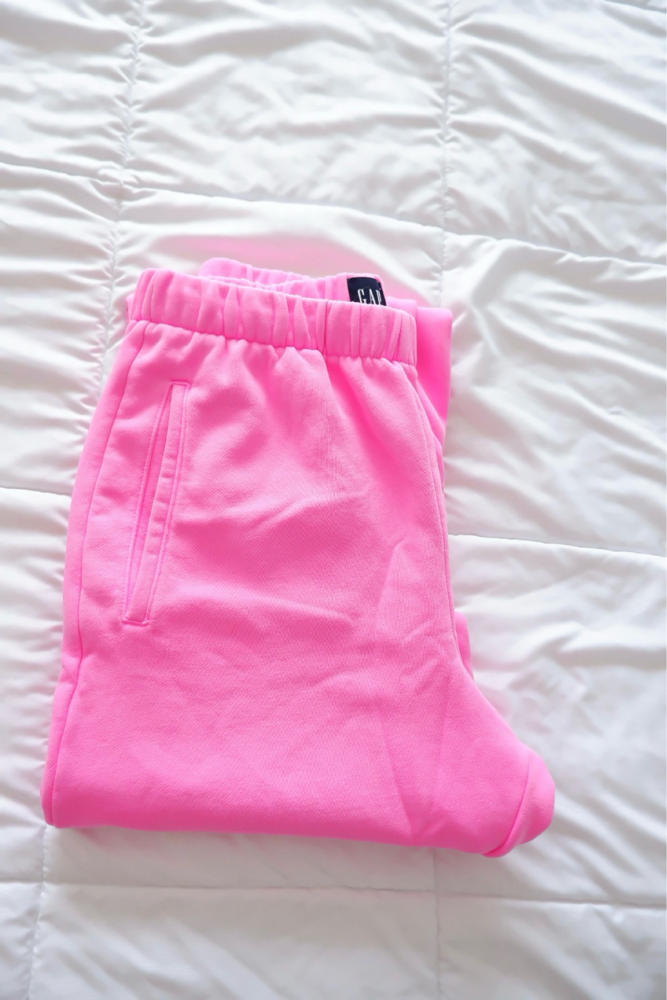 cute travel outfit 
Airport outfit 


#LTKfindsunder100 #LTKfindsunder50 #LTKSeasonal #LTKtravel #LTKsalealert #LTKstyletip