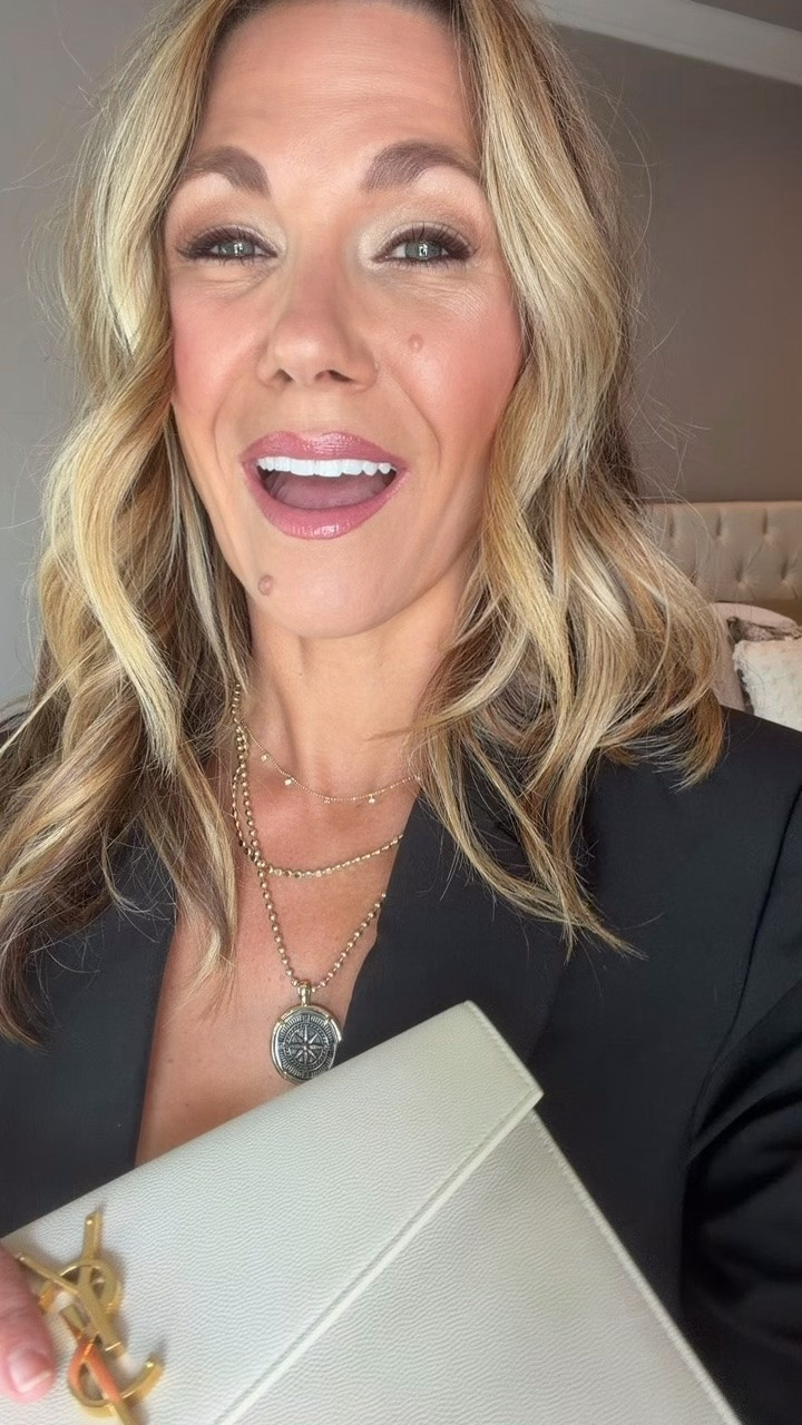 This suit set is so good! Runs tts - code RANDOMHOUSEWIFE35 for 35% off

#ad @VICI

#LTKSeasonal #LTKOver40 #LTKWorkwear