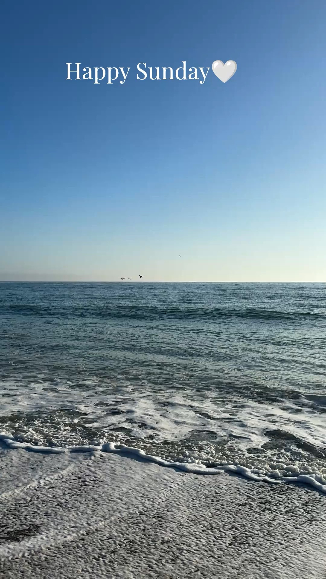 Summer mornings 🤍🤍🤍

#sunday #beachday

#LTKSeasonal #LTKSwim #LTKSaleAlert