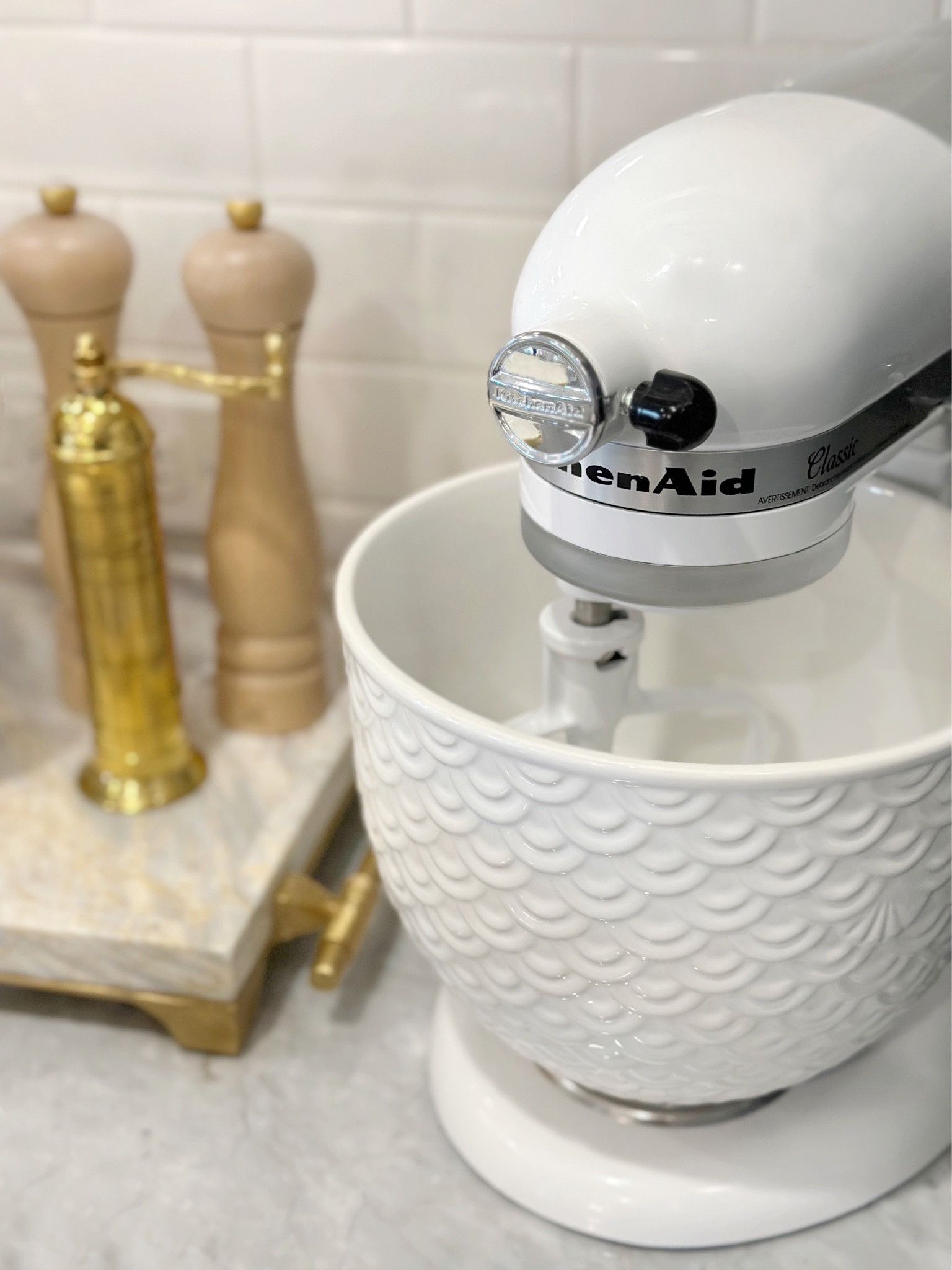 KitchenAid Stand Mixer Mermaid Lace White 5-Qt. Ceramic Mixing