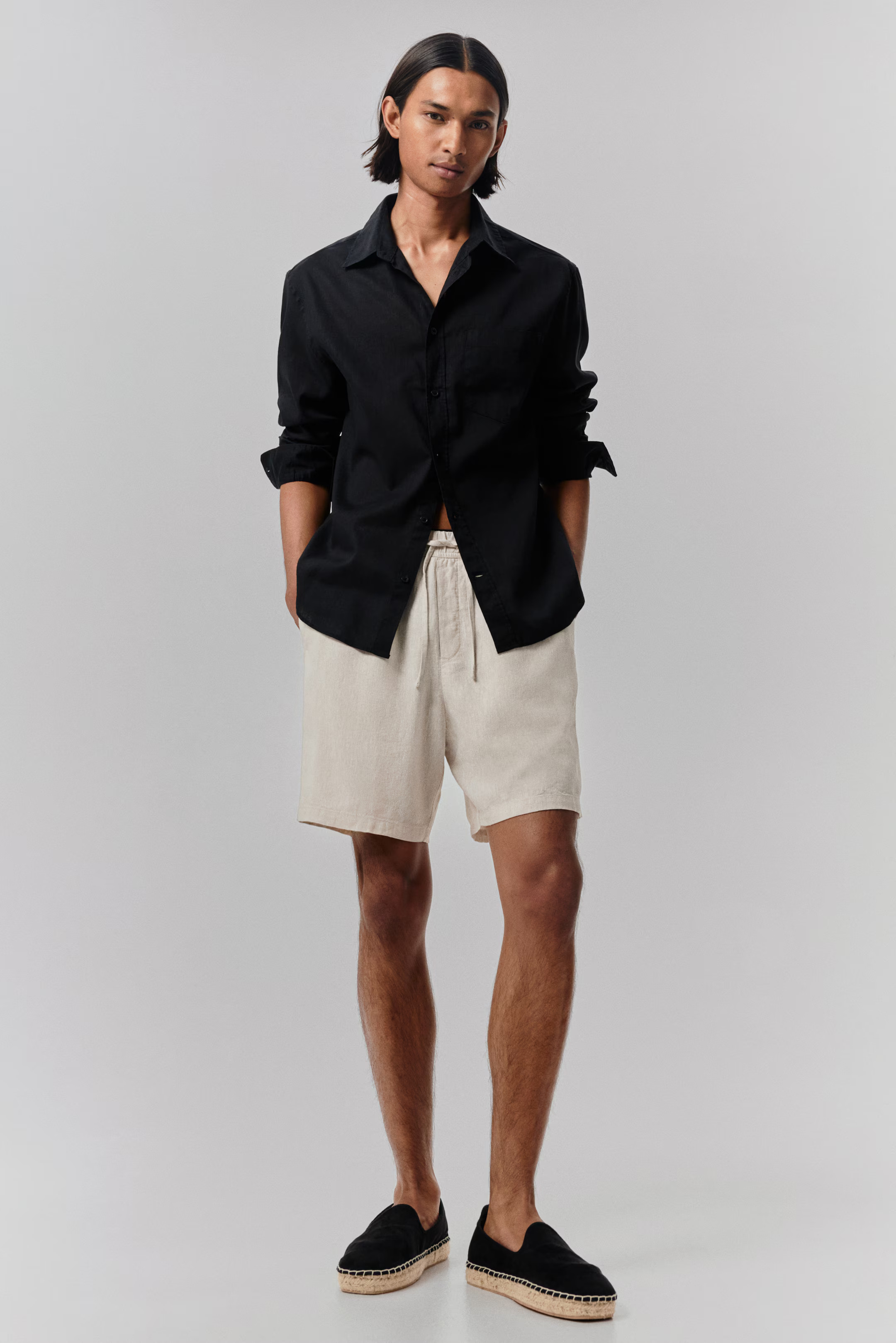 Relaxed-Fit Linen-Blend Shorts | H&M (US + CA)