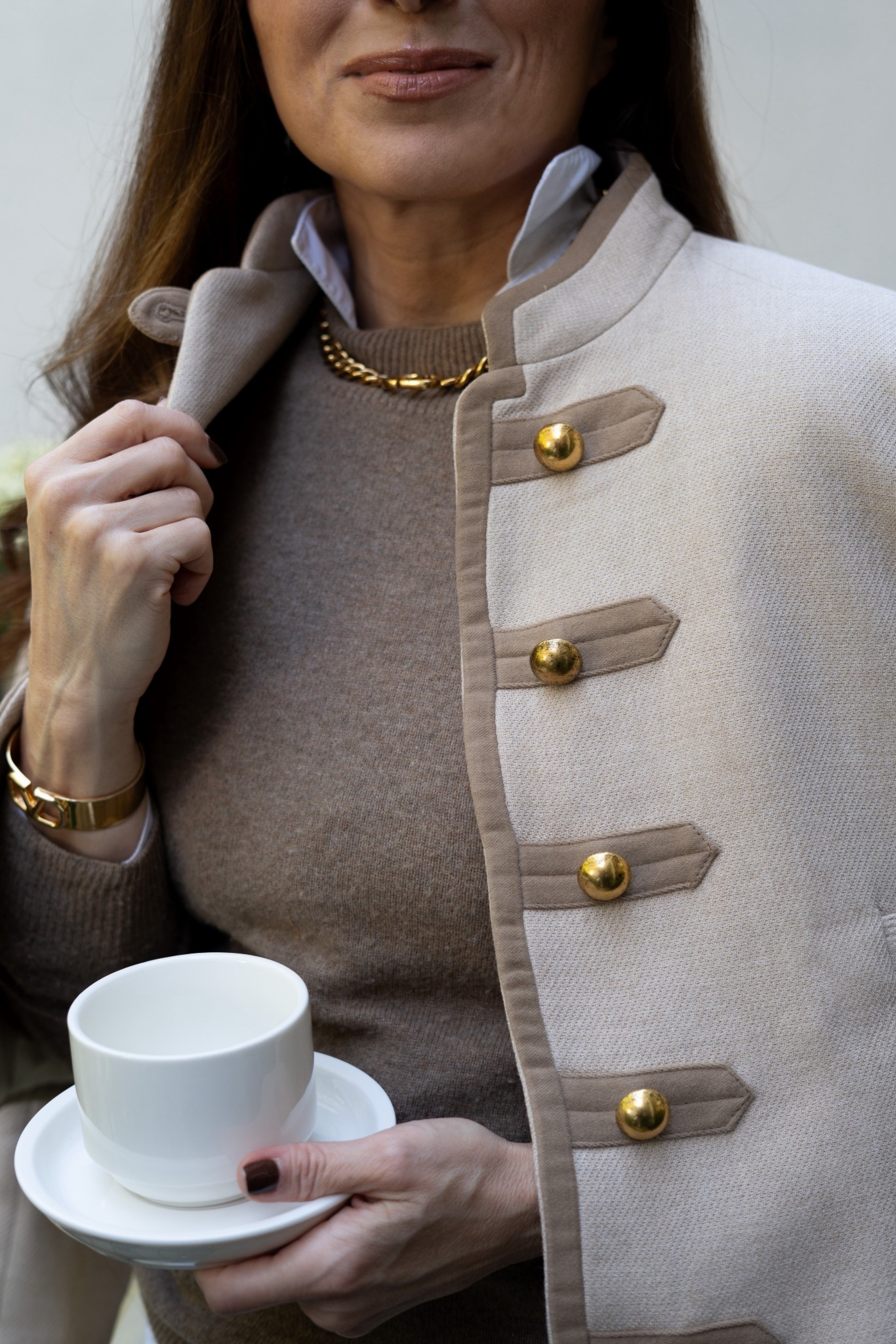 AHHHH nothing beats a crisp fall morning, hot coffee in hand, and this Zara jacket draped over my shoulders. The gold buttons, the structure, the timeless neutral — I’m obsessed. 

#LTKSeasonal #LTKOver40 #LTKPetite